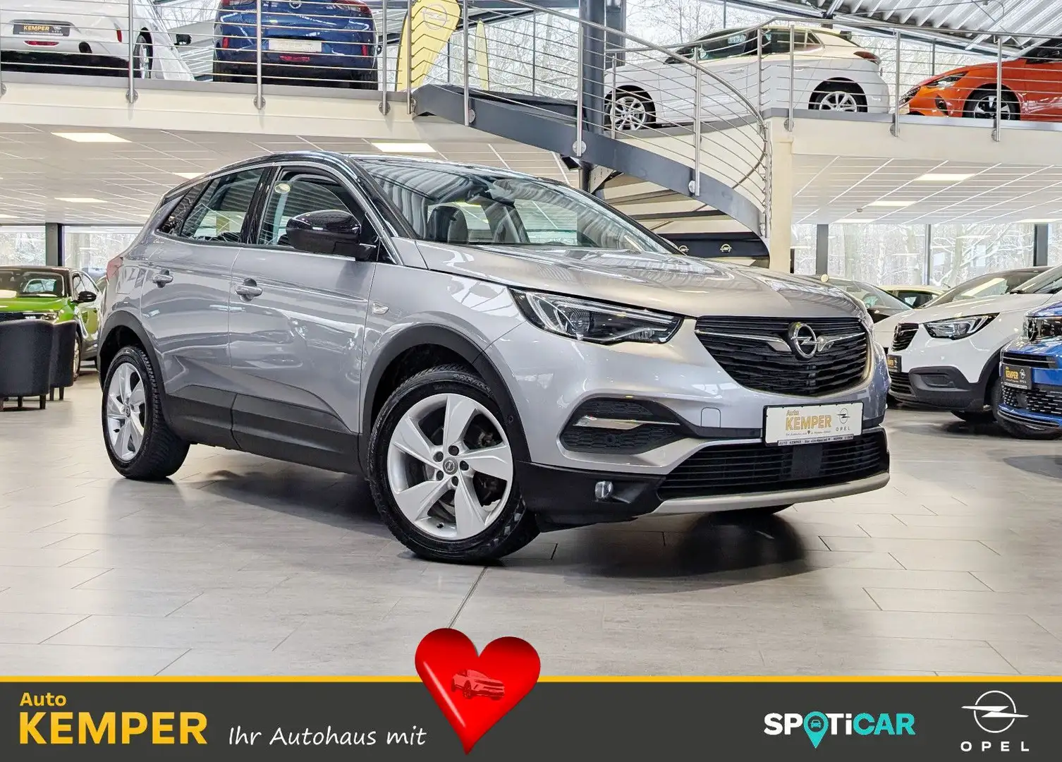 Opel Grandland X Grandland 2.0 D Innovation Autom. *Pano*Navi* Grau - 1