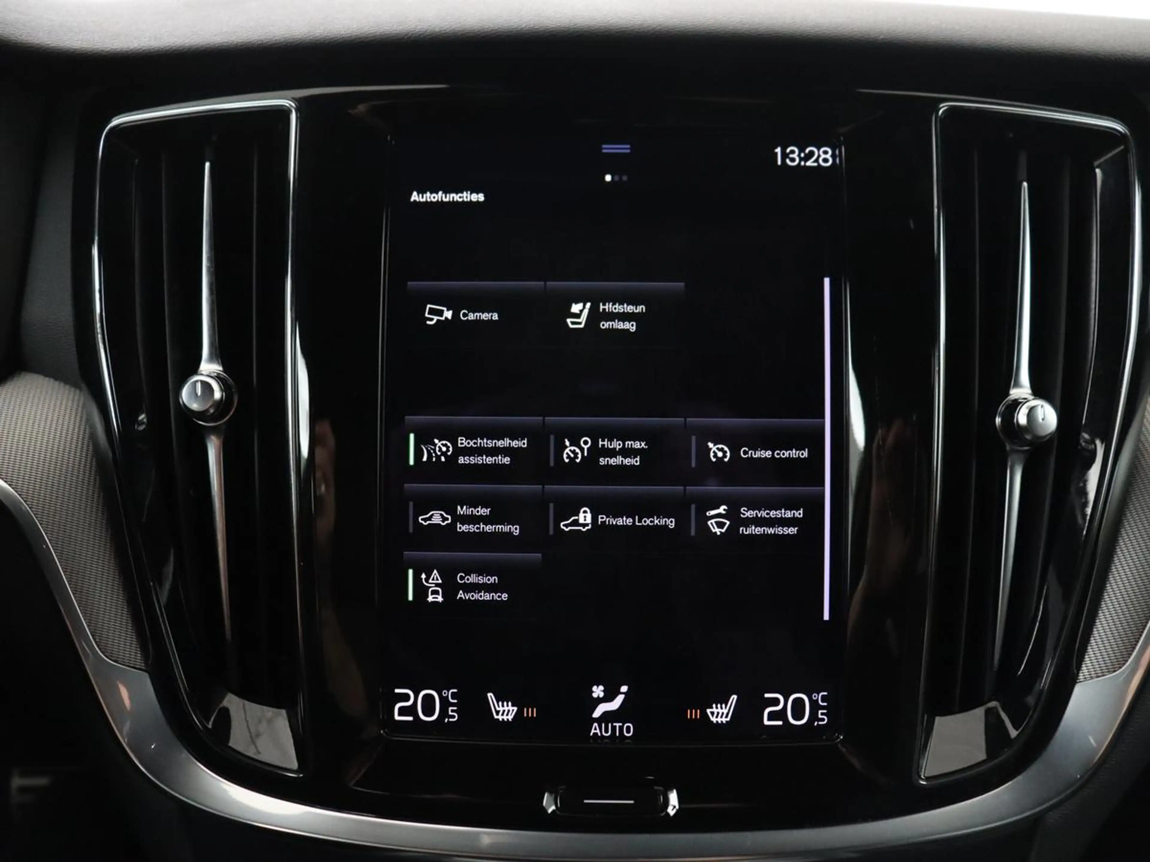 Volvo V60 2.0 B4 R-Design | Leder | Trekhaak | Black Pack | — photo 24