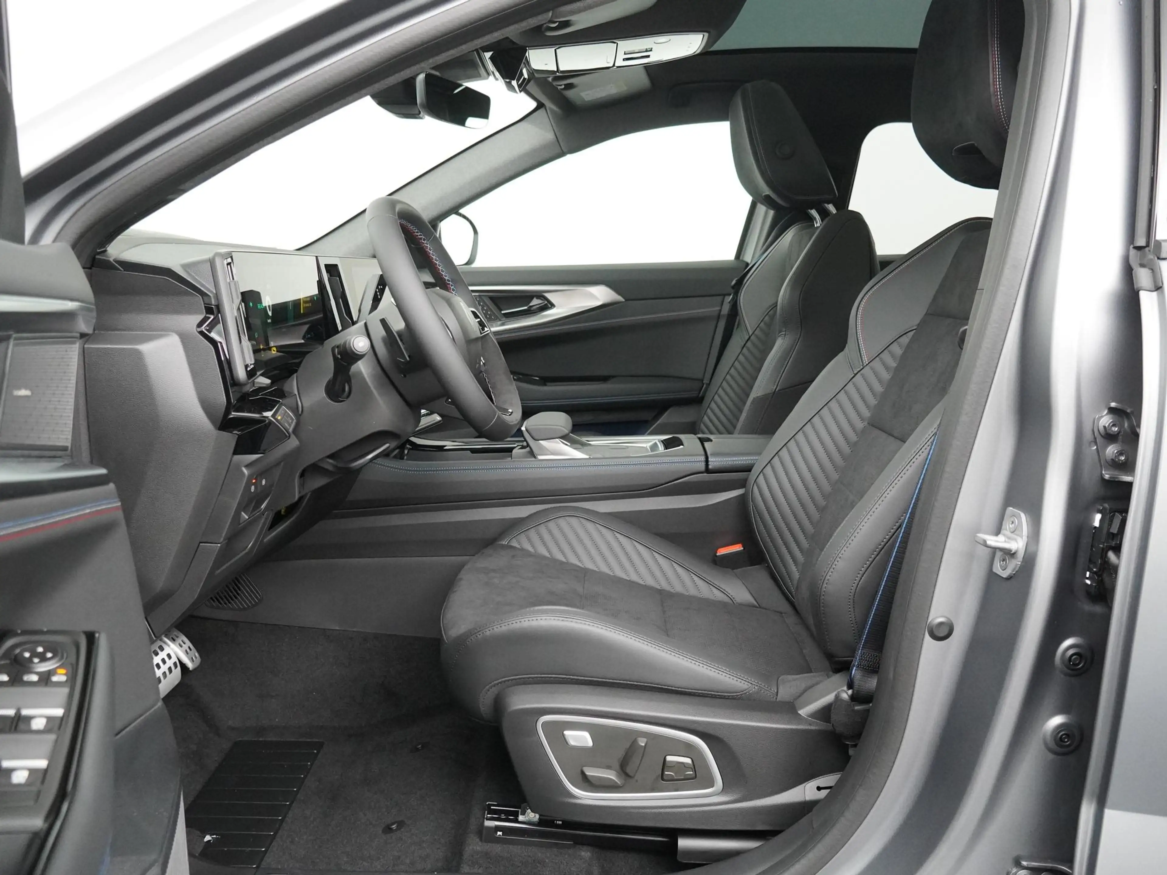 Renault Rafale esprit Alpine full hybrid E-Tech 200 | pack Élysée — photo 13