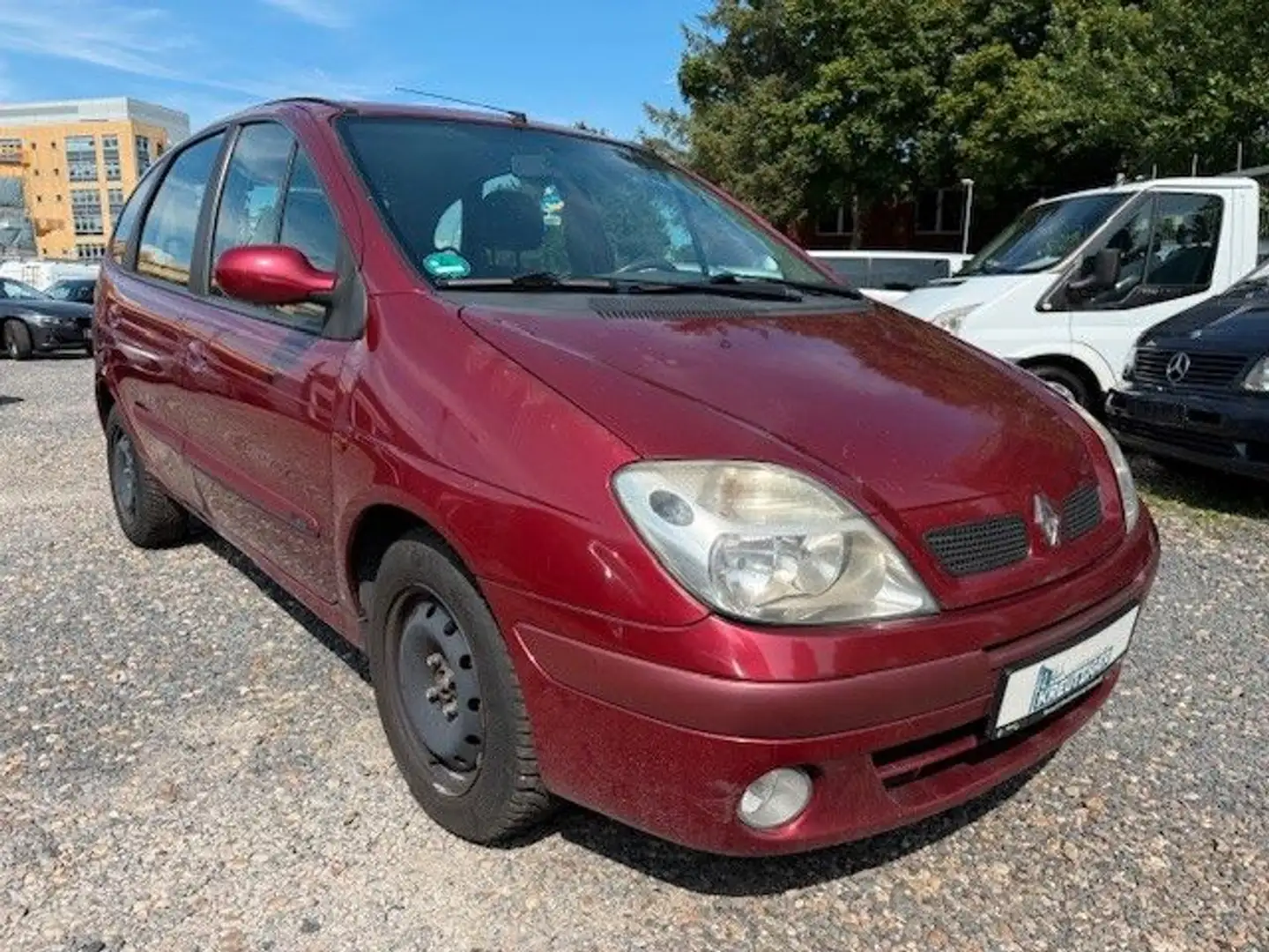 Renault Scenic 1.9 dCi Червоний - 1