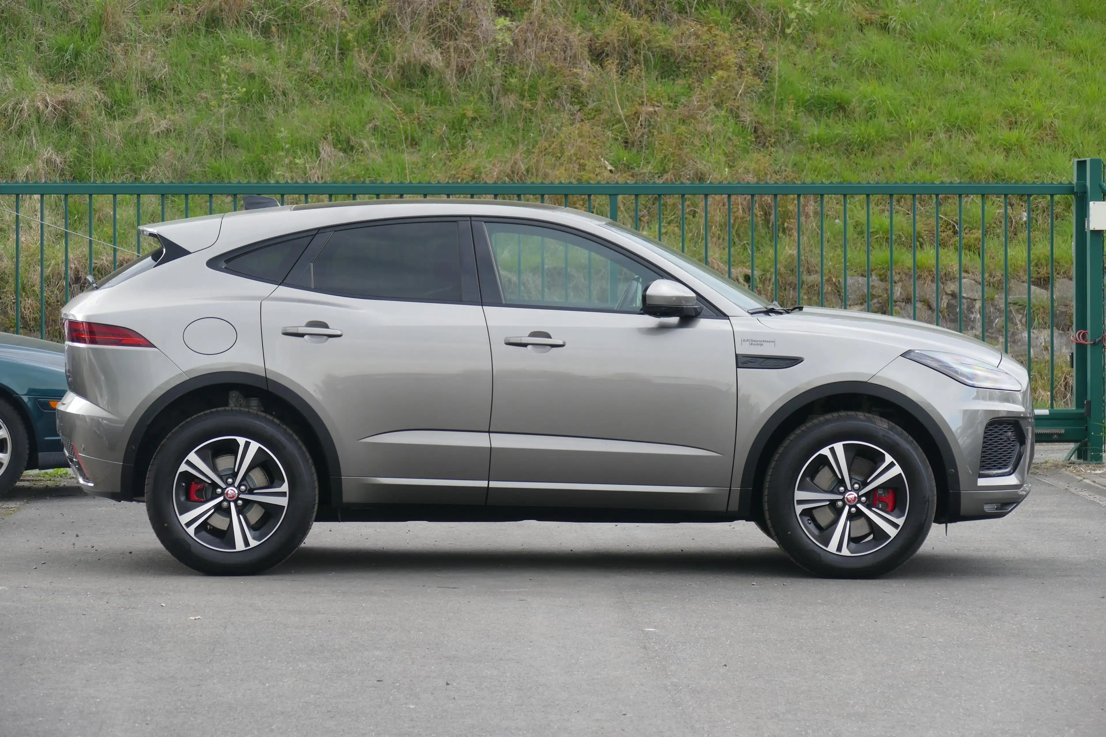 Jaguar E-Pace P300e R-Dynamic S AWD Auto — photo 5