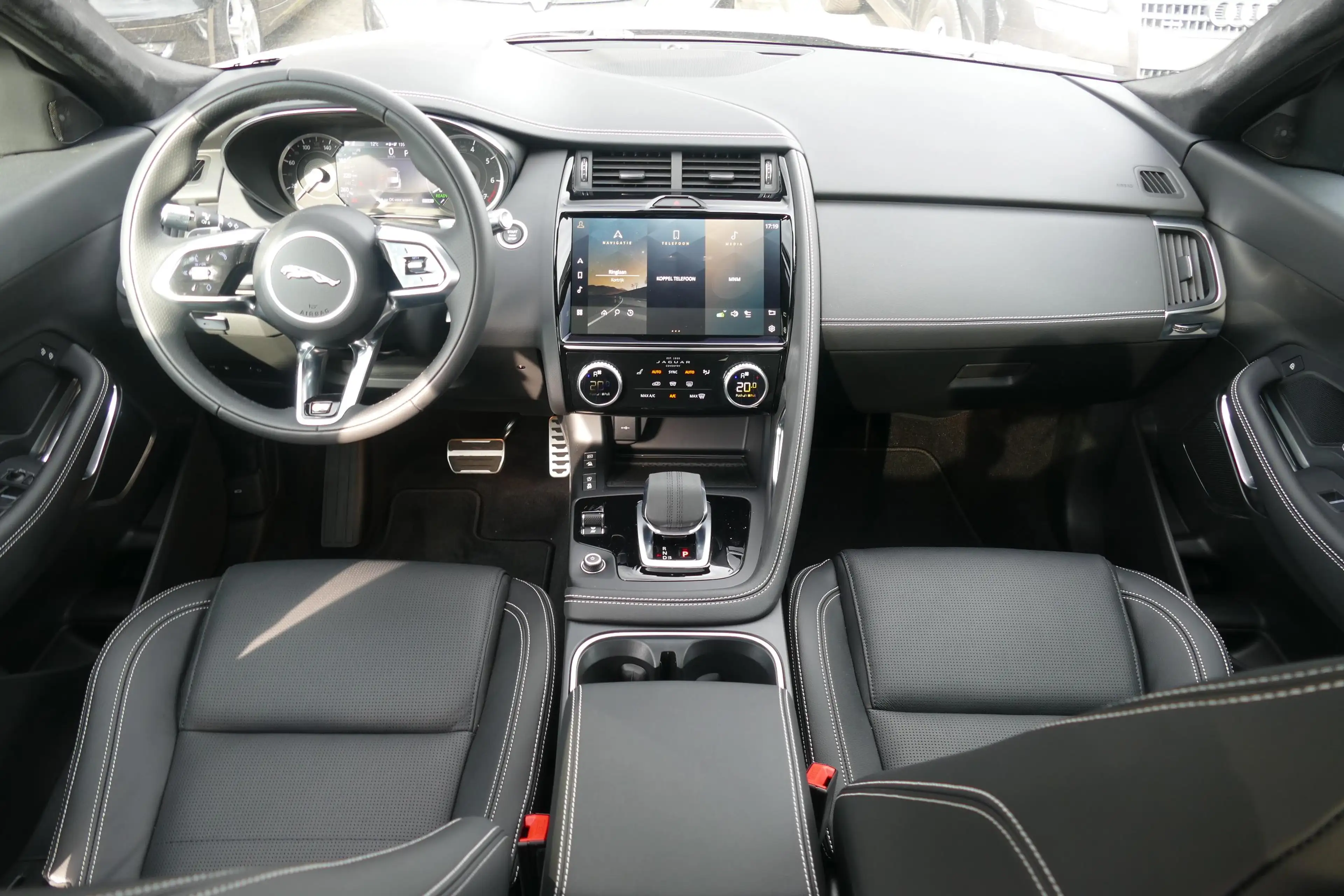 Jaguar E-Pace P300e R-Dynamic S AWD Auto — photo 13
