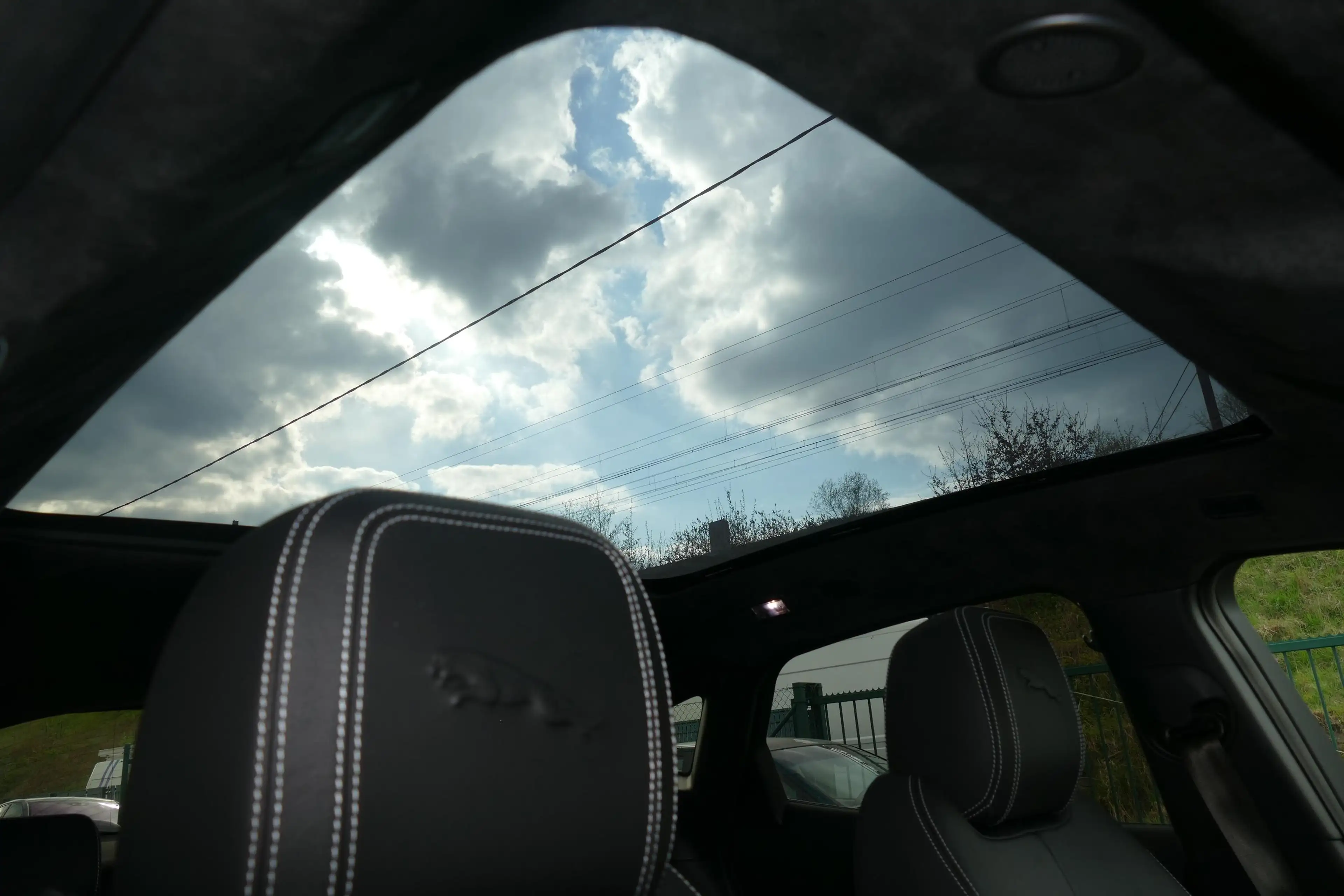 Jaguar E-Pace P300e R-Dynamic S AWD Auto — photo 9