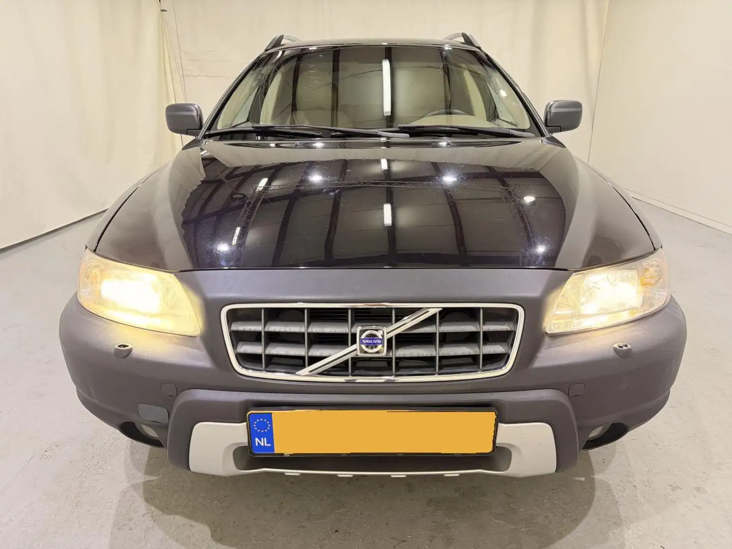 Volvo XC70 Xc-70 2.5 T Summum Aut Zwart - 2