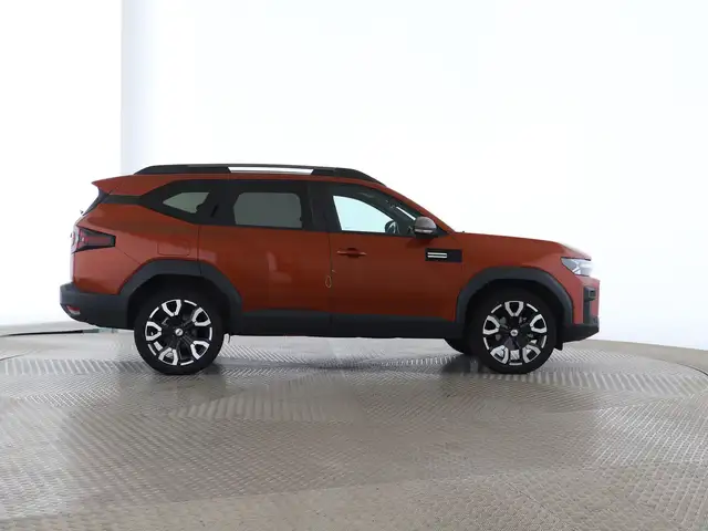 Dacia Bigster view 8