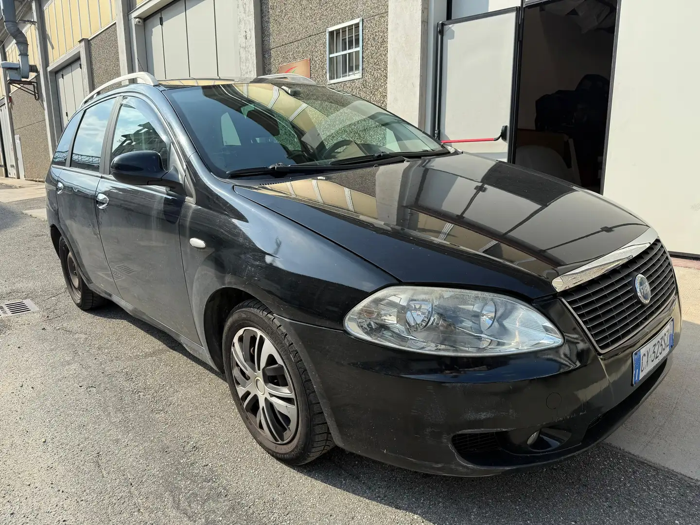 Fiat Croma Croma 1.9 mjt 16v Dynamic Negro - 1