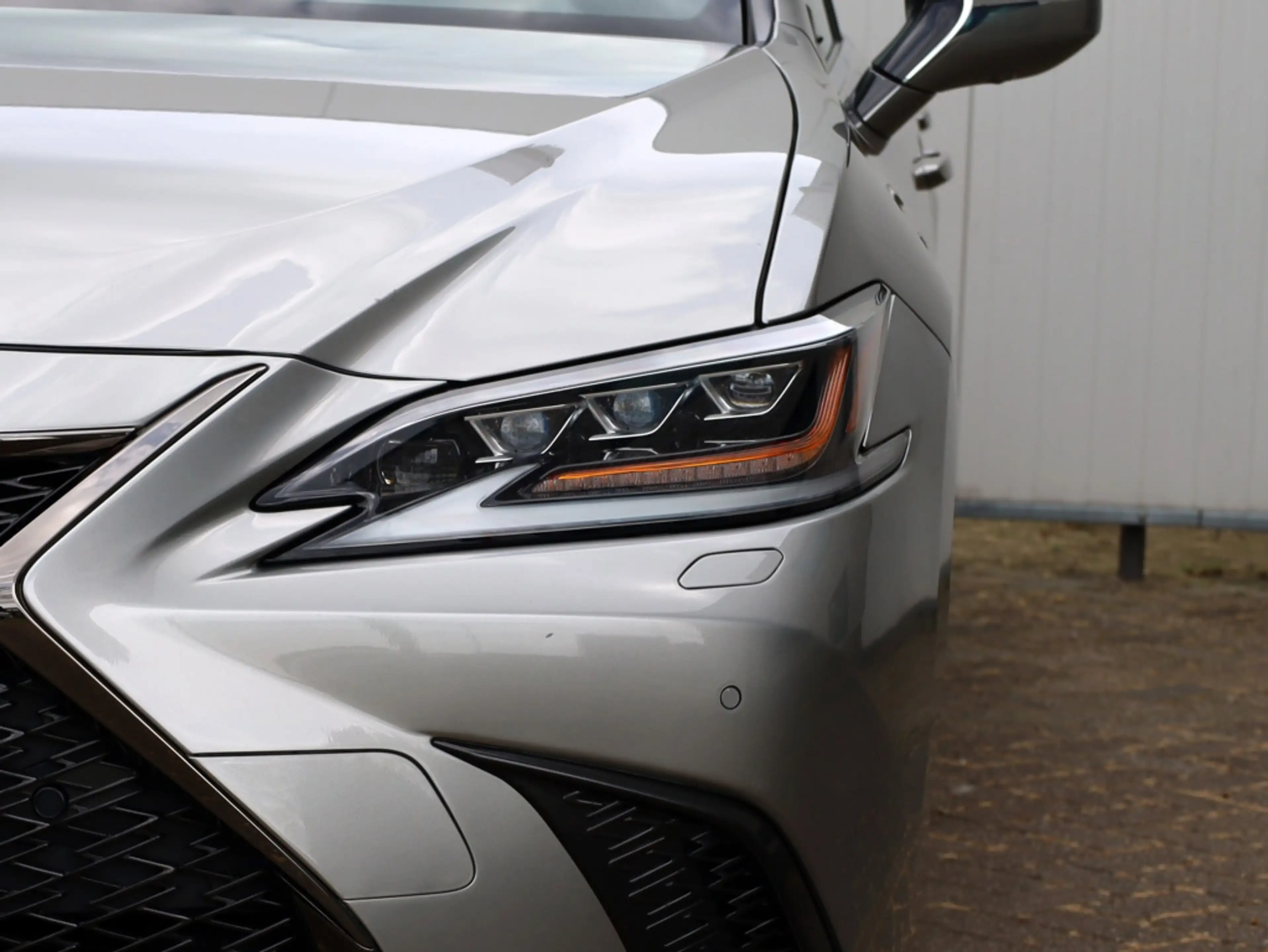 Lexus ES 300 300h F Sport Line | 360 Camera | Premium Navi | Do — photo 36