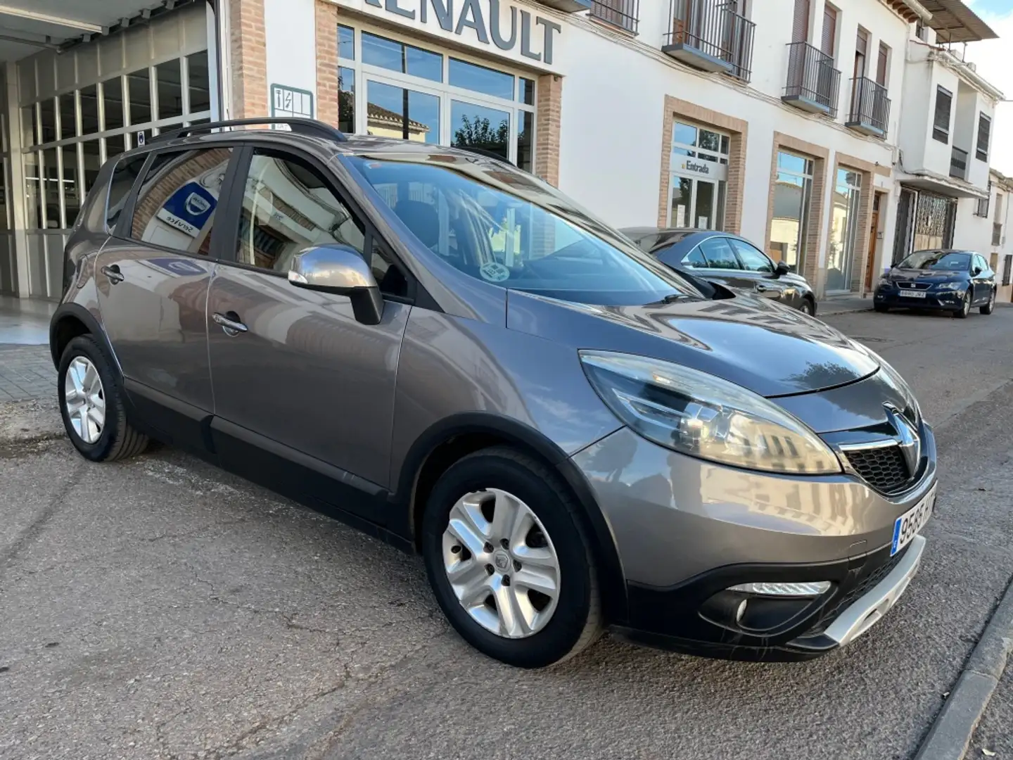 Renault Scenic XMOD 1.5dCi Energy Expression Gris - 1