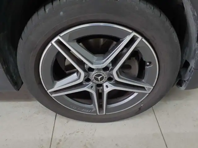 Mercedes-Benz GLB 220 GLB 220 d 4M 8G-DCT AMG Line AHK BusiP PANO