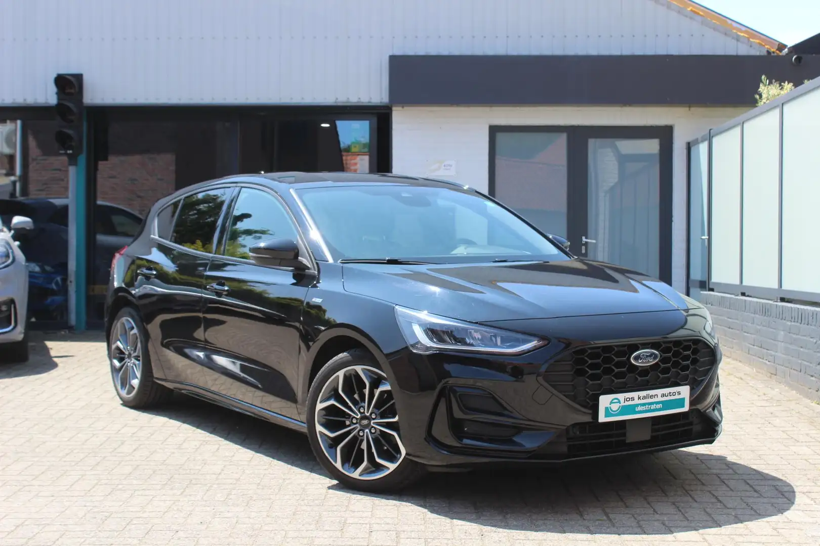 Ford Focus 1.0 EcoBoost Hybrid ST Line X Navi/Carplay, Winter Noir - 1