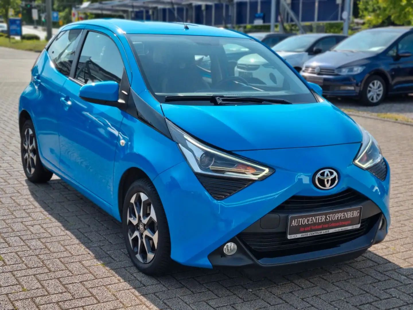 Toyota AYGO x-play club/Navi/kamera/LEDs/Garantie/Klima Bleu - 1