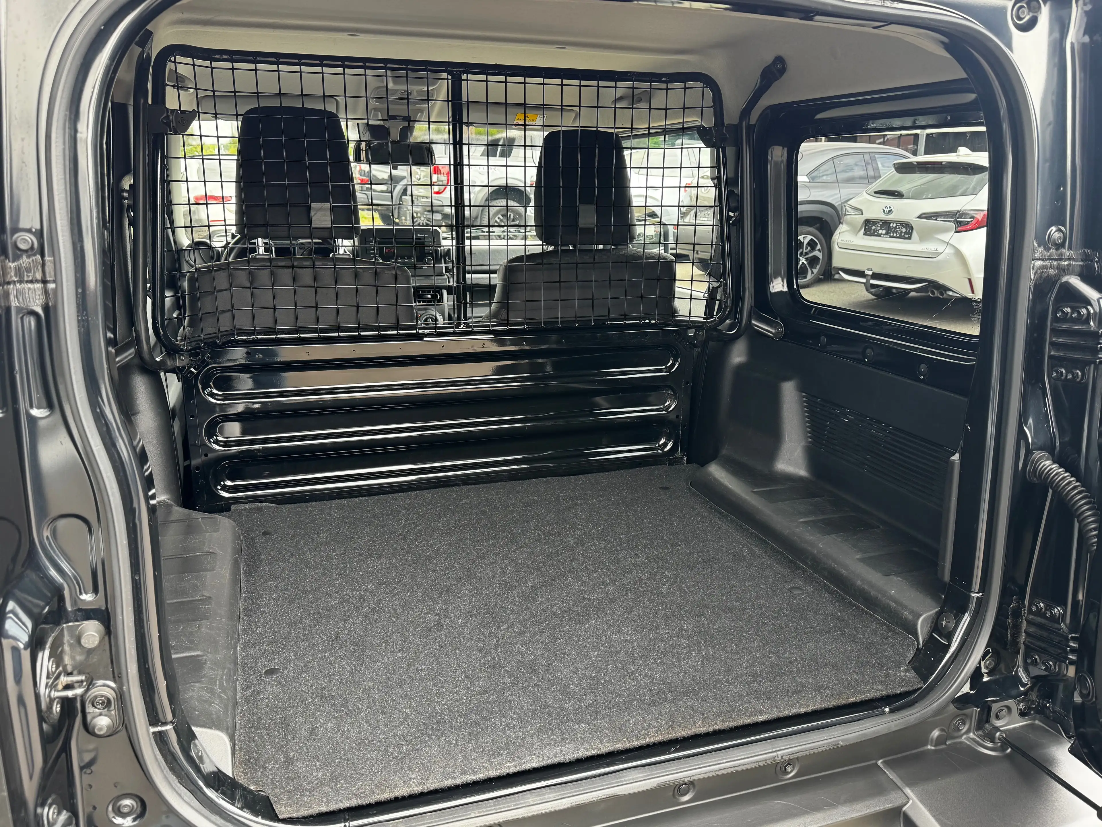 Suzuki Jimny Jimny 1.5i 4x4 102CV ATTACHE REMORQUE CLIM JA15" — photo 15