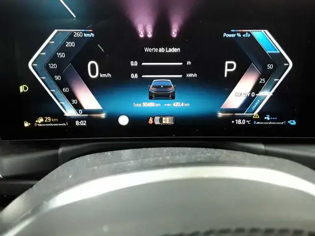BMW 3 Series view 11