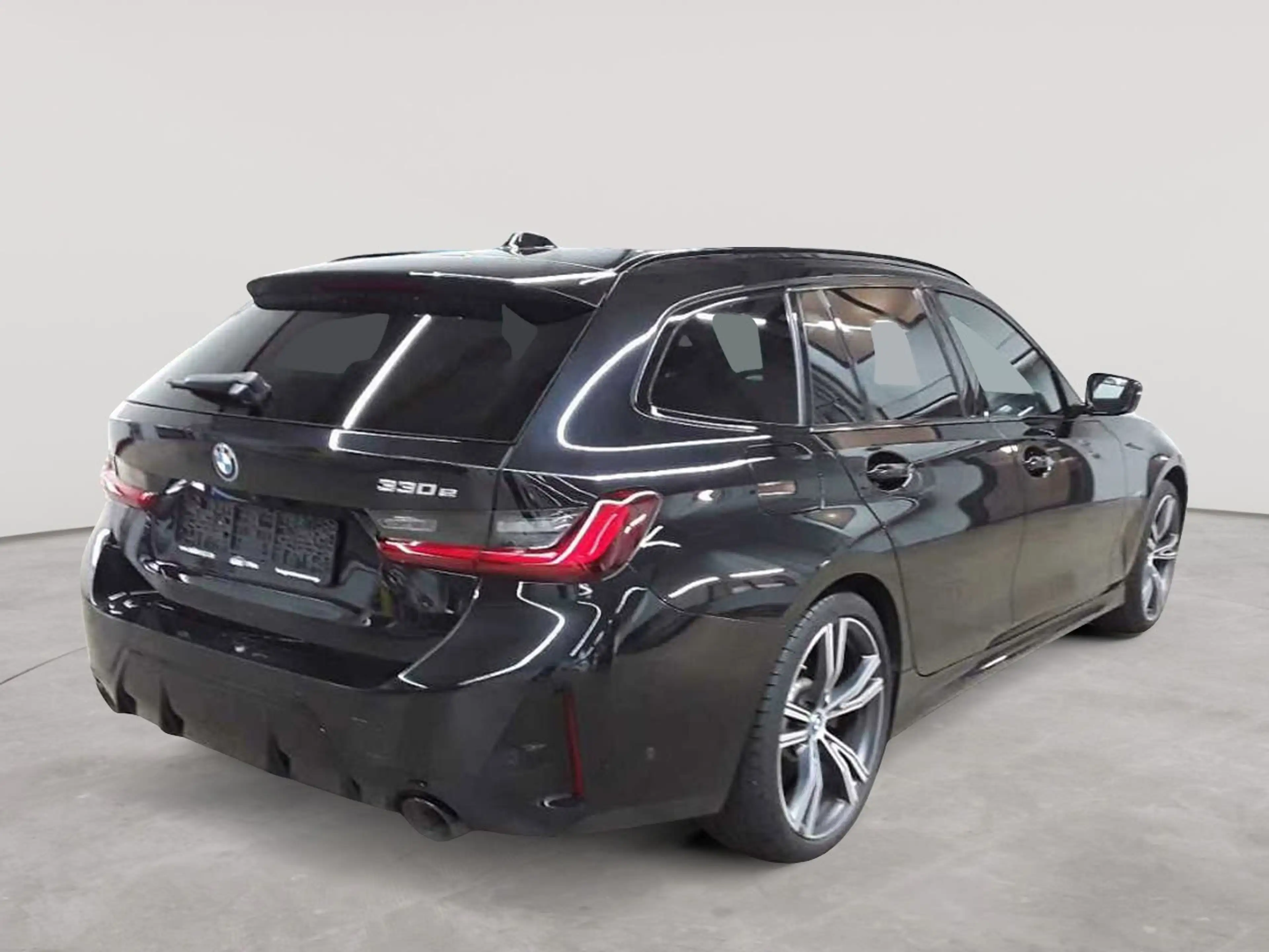 BMW 330 330e Touring Aut. NAVI LED PDC KAMERA — photo 4