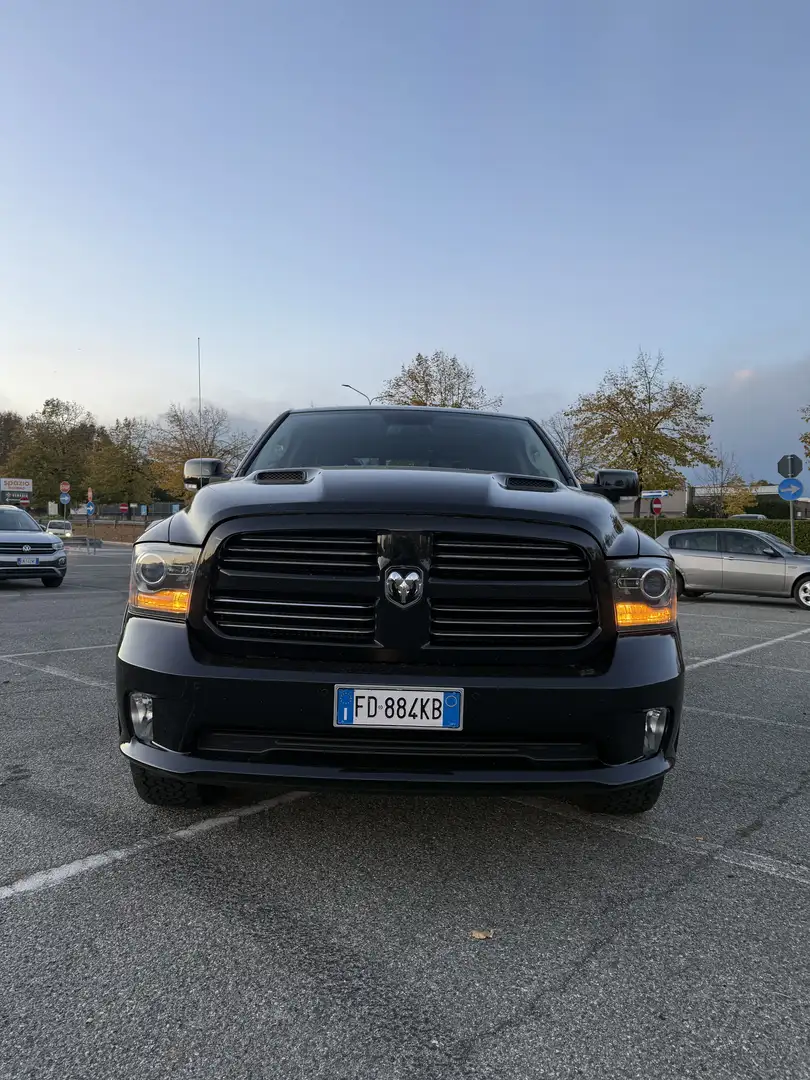 Dodge RAM 1500 5.7 V8 Crew Cab MB Sport Gpl 395cv at8 - 2