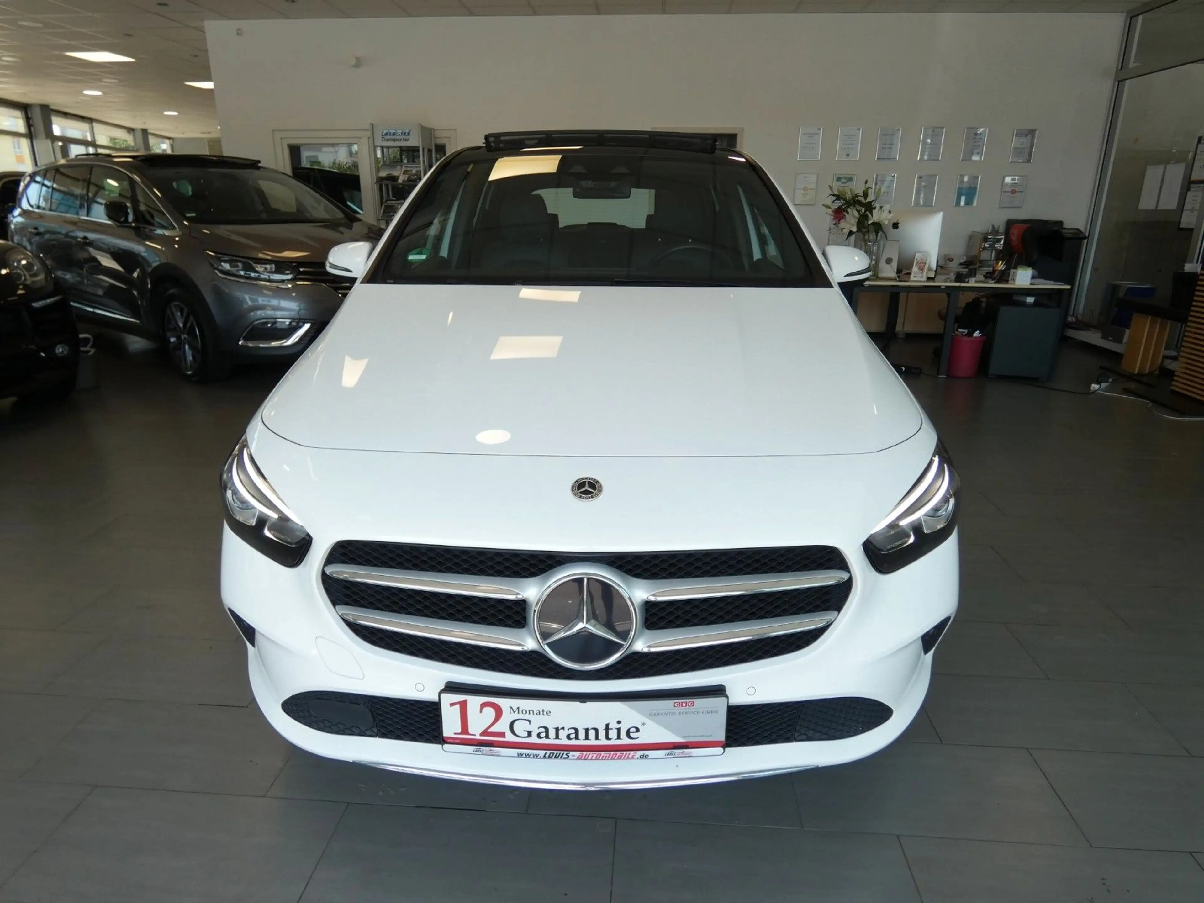 Mercedes-Benz B 220 d Progressive Pano/Shz/Ahk/Autom. — photo 3