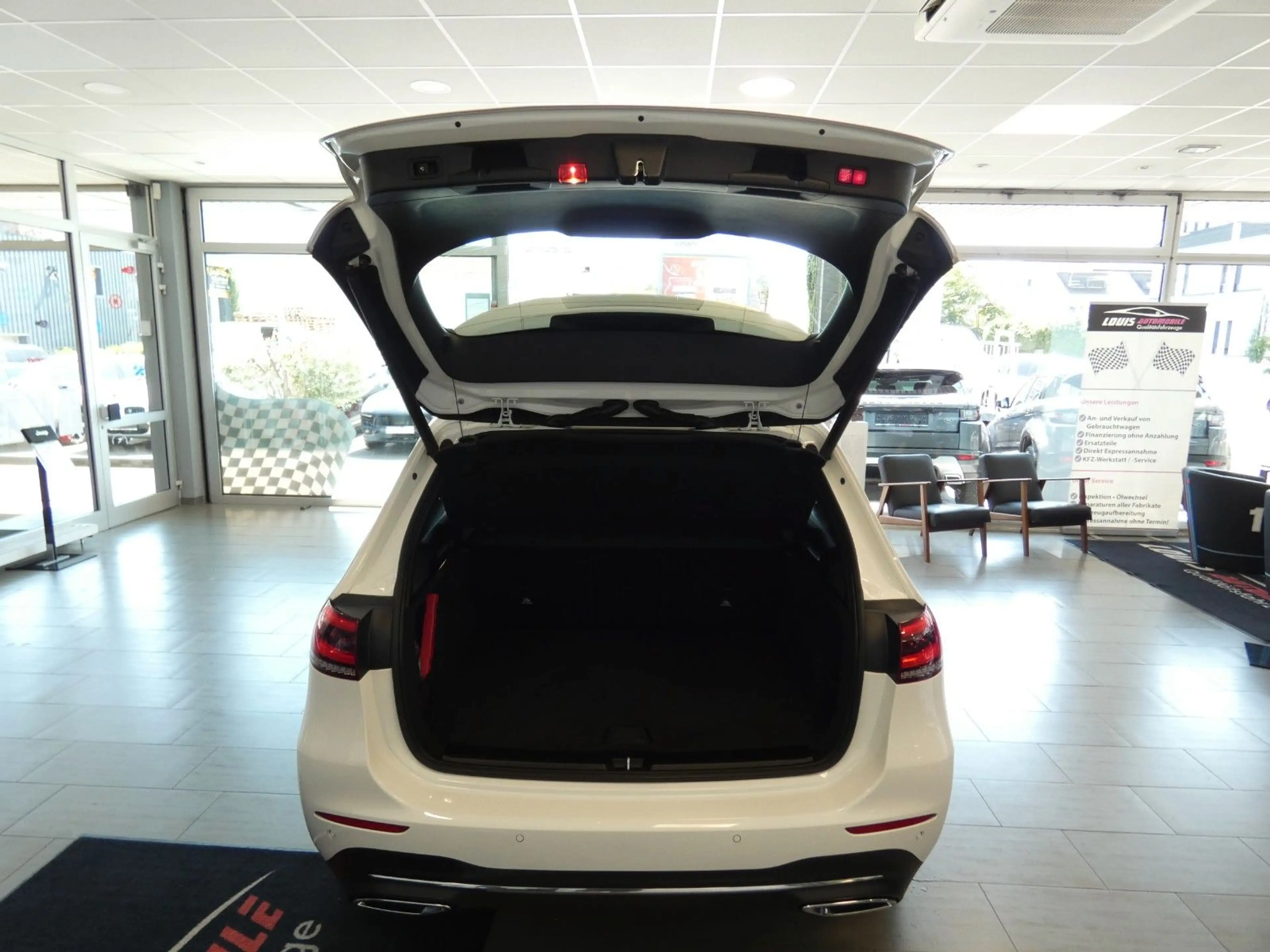 Mercedes-Benz B 220 d Progressive Pano/Shz/Ahk/Autom. — photo 13