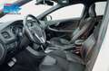 Volvo V40 1.5 T3 Momentum R-Design Geartronic Wit - thumbnail 13