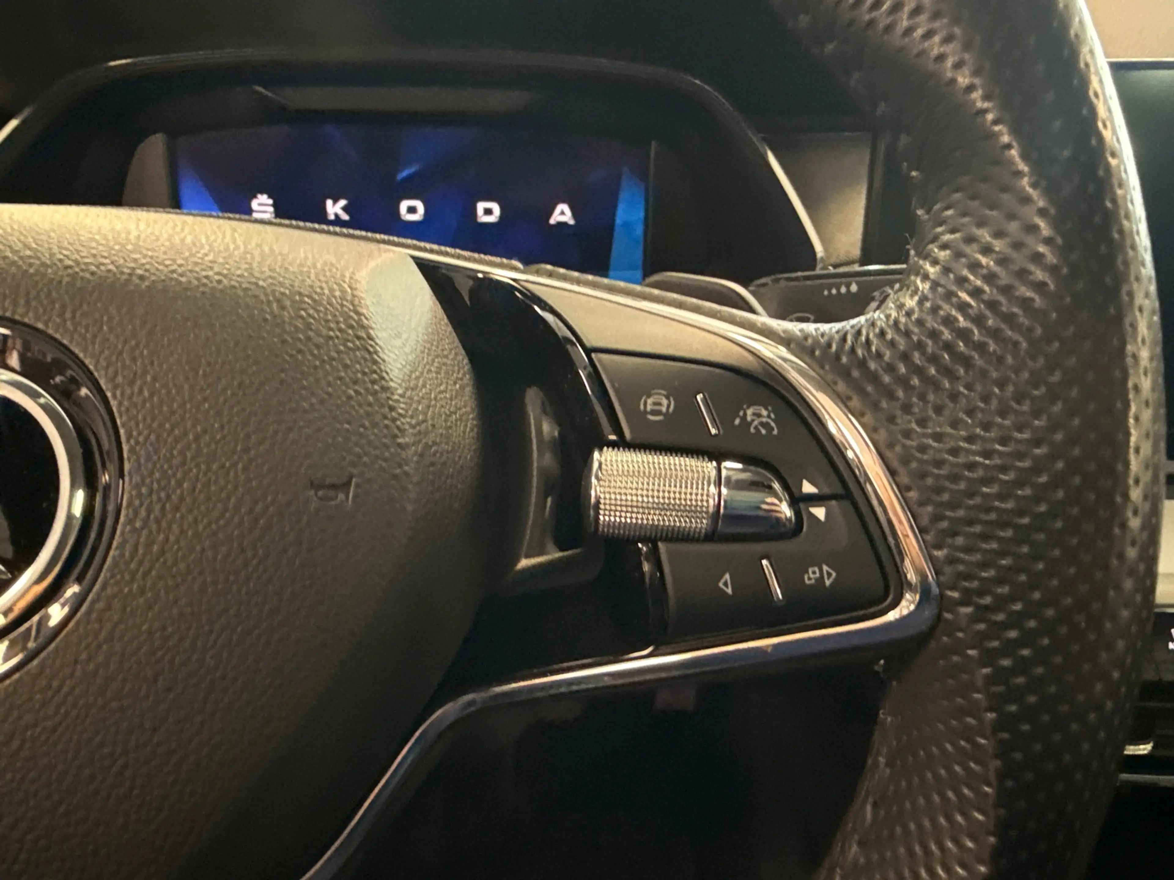 Skoda Octavia Combi 1.4 TSI iV PHEV Sportline Business — photo 14