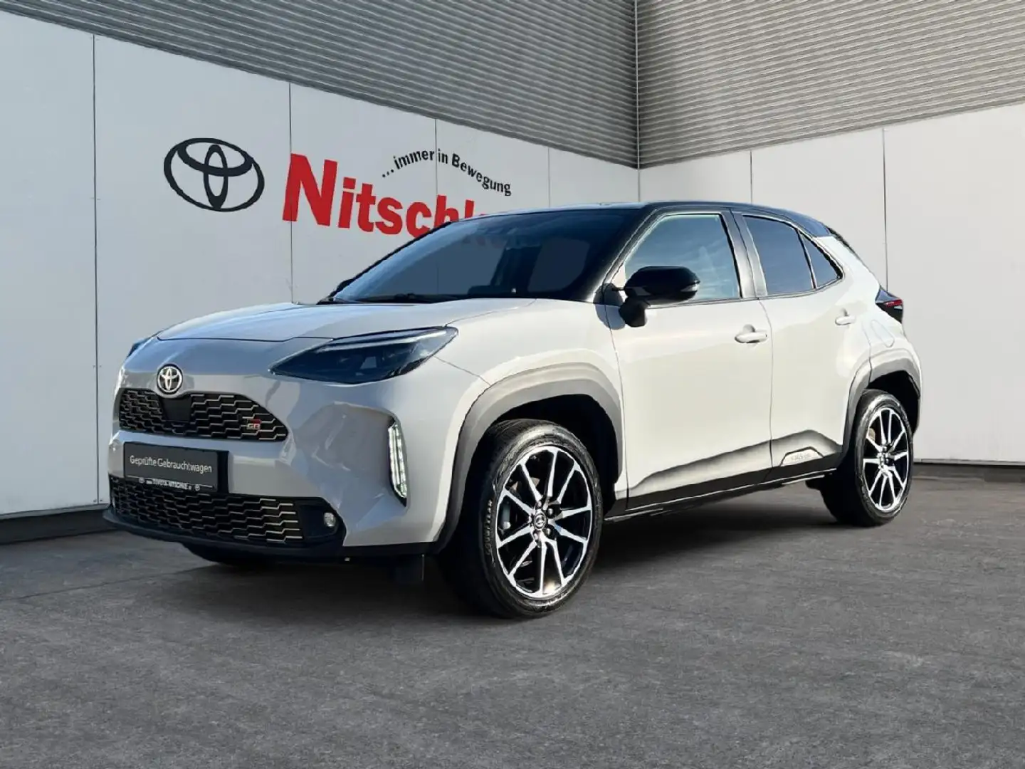 Toyota Yaris Cross 1.5 Hybrid FWD GR Sport, JBL, Advanced Safety - 1