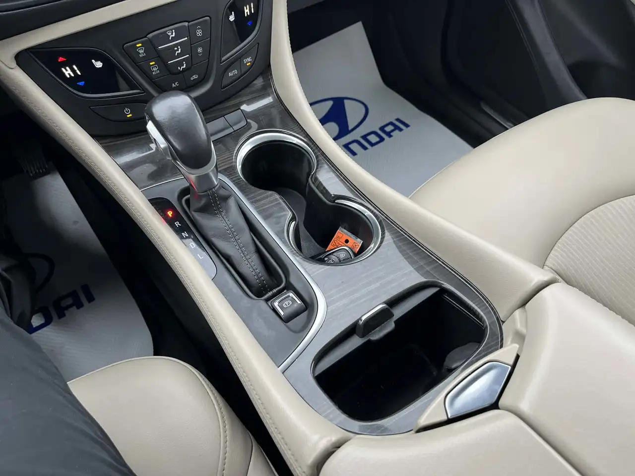 Buick Envision снимка Buick Envision