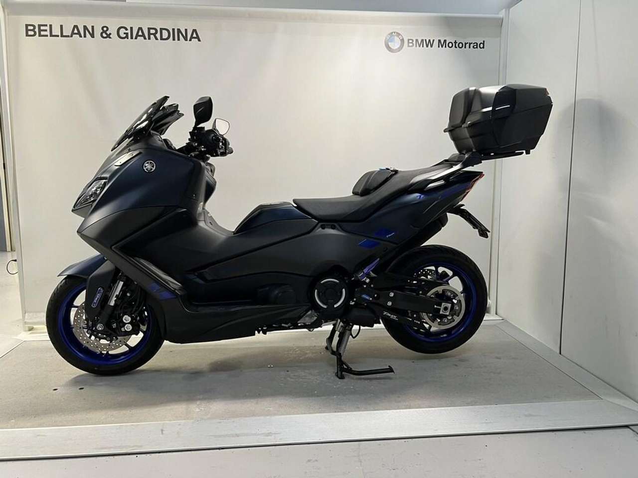 Yamaha TMAX 560 Abs my22