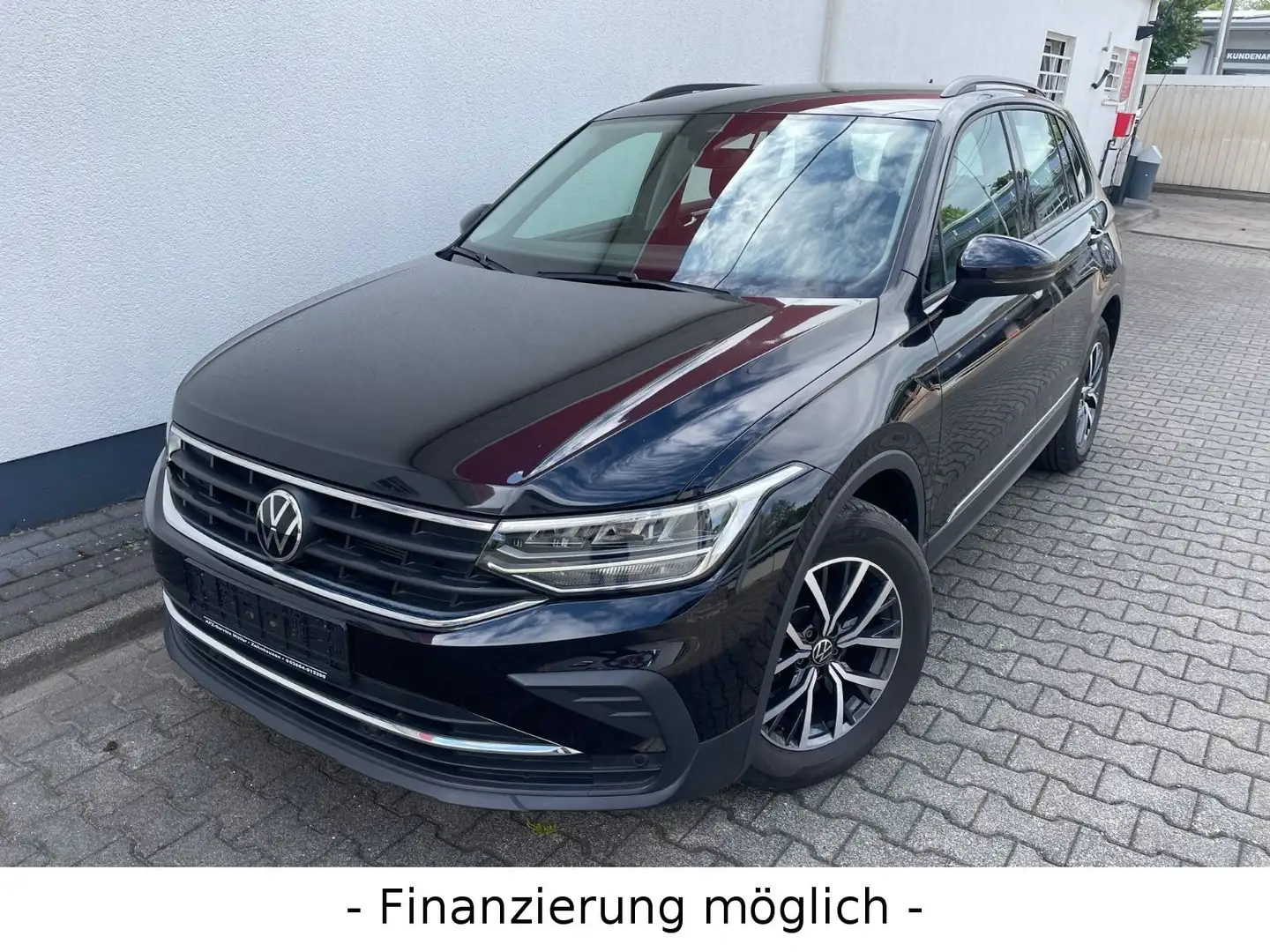 Volkswagen Tiguan 2.0 TDI/NAVI/3 Zonen Klima/AHK schwenkbar Schwarz - 1
