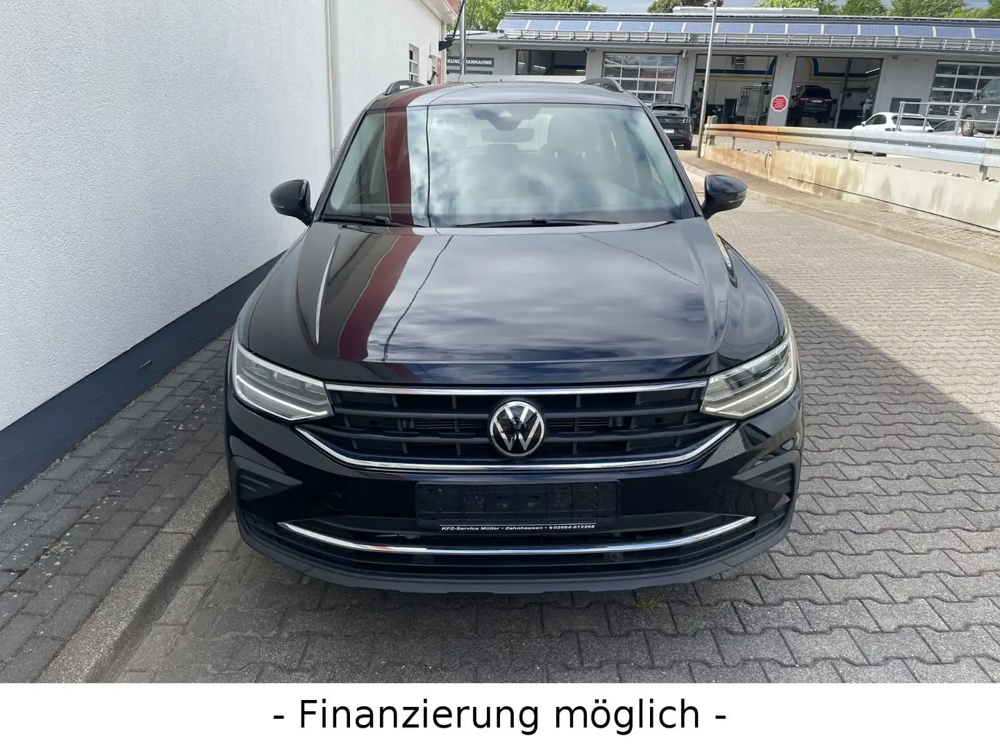 Volkswagen Tiguan 2.0 TDI/NAVI/3 Zonen Klima/AHK schwenkbar Schwarz - 2