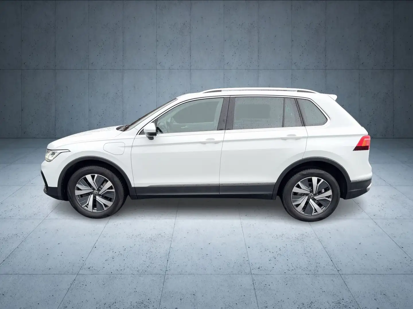 Volkswagen Tiguan Elegance eHybrid Matrix/Pano/AppCon/ACC/1 Weiß - 2