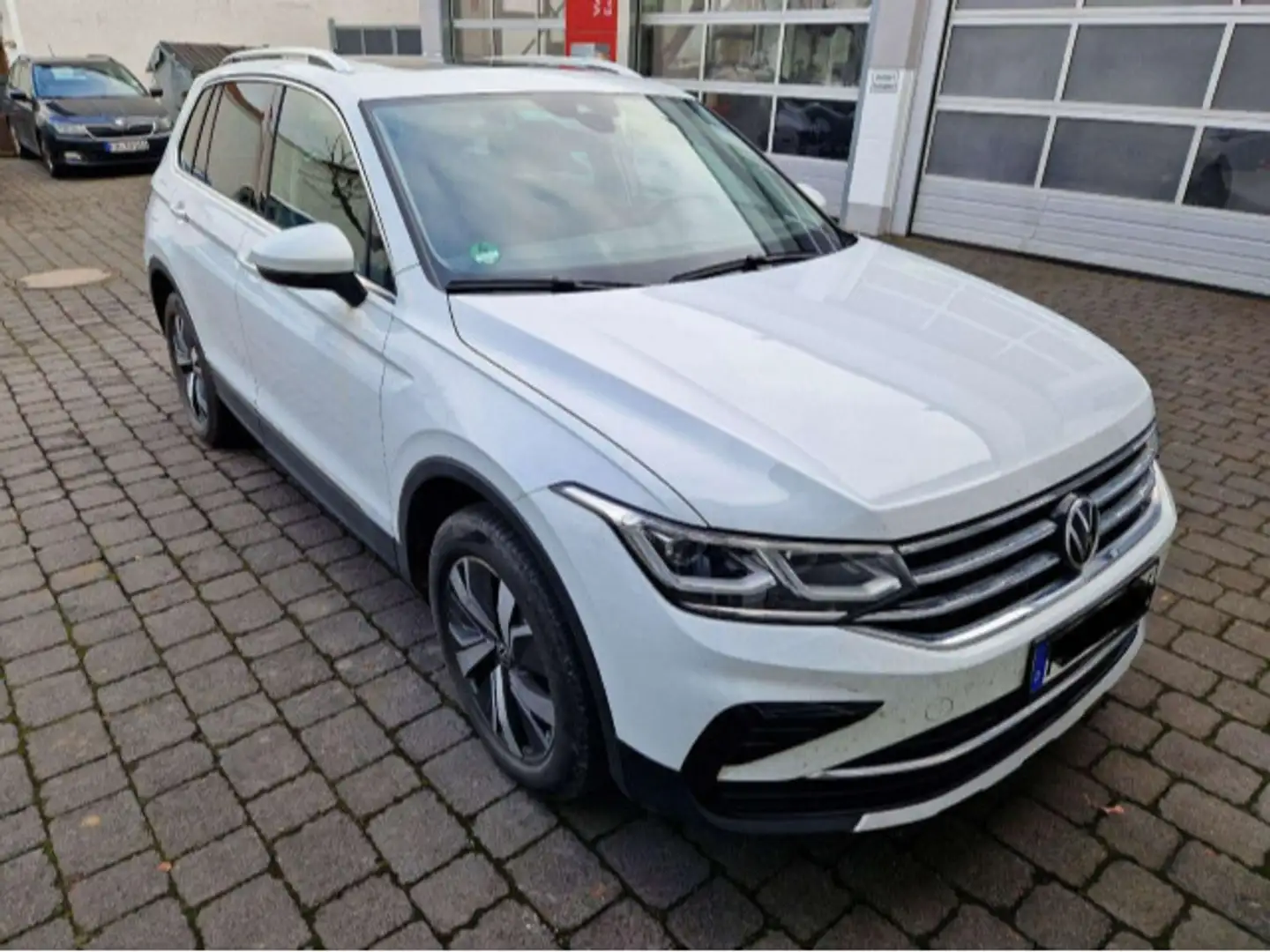 Volkswagen Tiguan Elegance eHybrid Matrix/Pano/AppCon/ACC/1 Weiß - 2