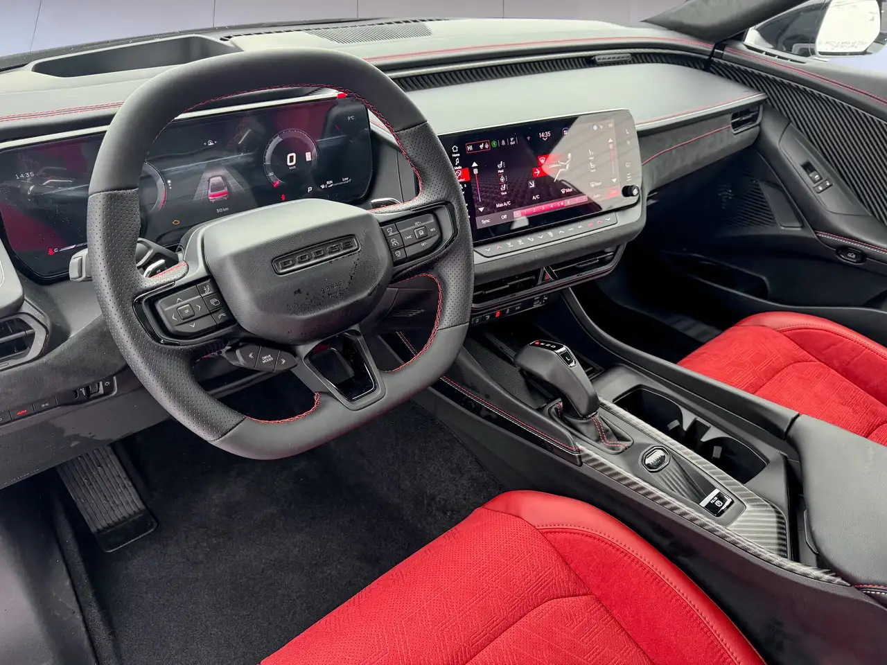 Dodge Charger снимка Dodge Charger