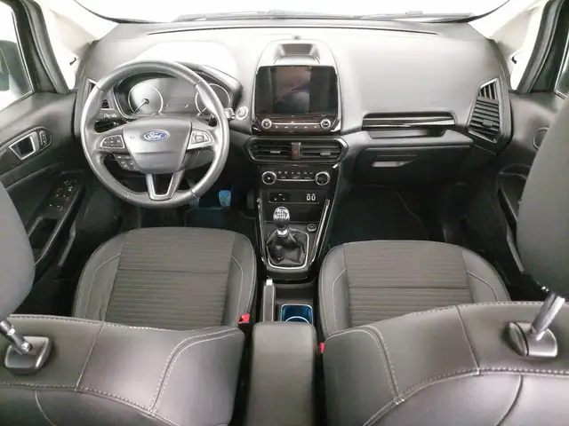 Ford Ecosport view 9