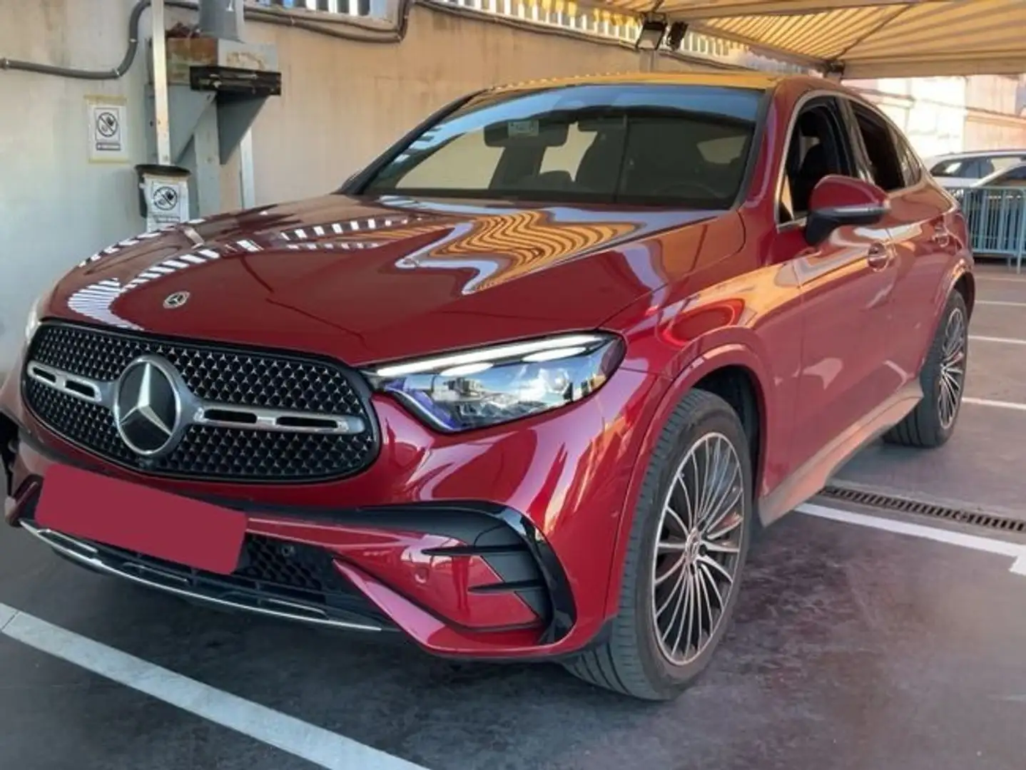 Mercedes-Benz GLC 220 220d 4MATIC AMG Line Rouge - 1