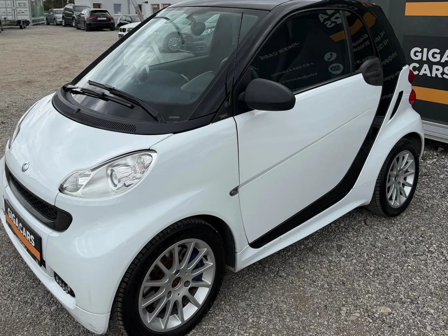 smart forTwo CDI 40 kW (451.301) Schwarz - 1