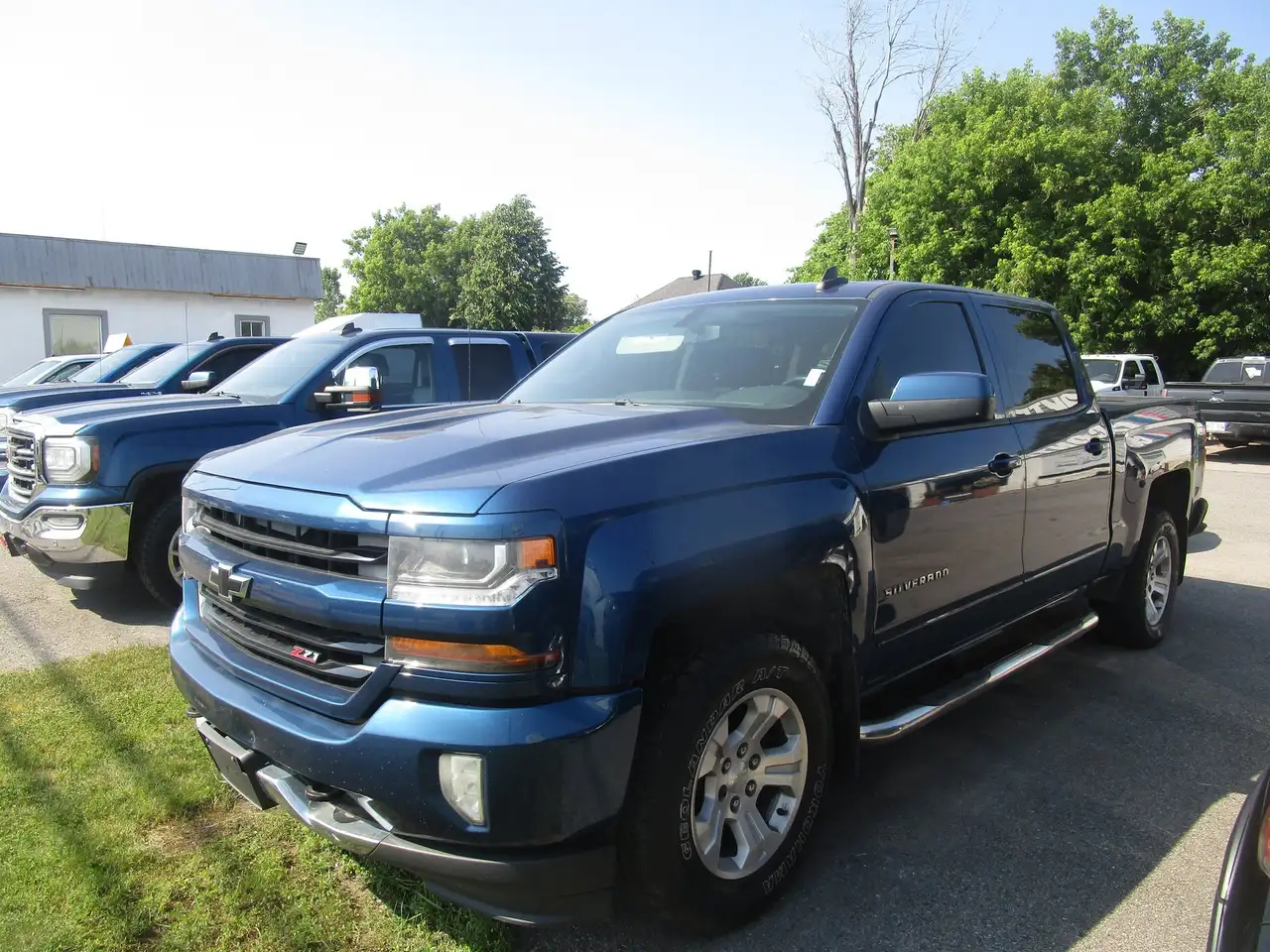 GMC Sierra 1500 photo GMC Sierra 1500