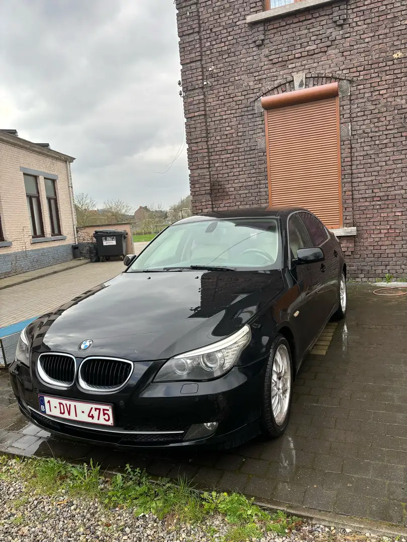 BMW 520 Fekete - 2