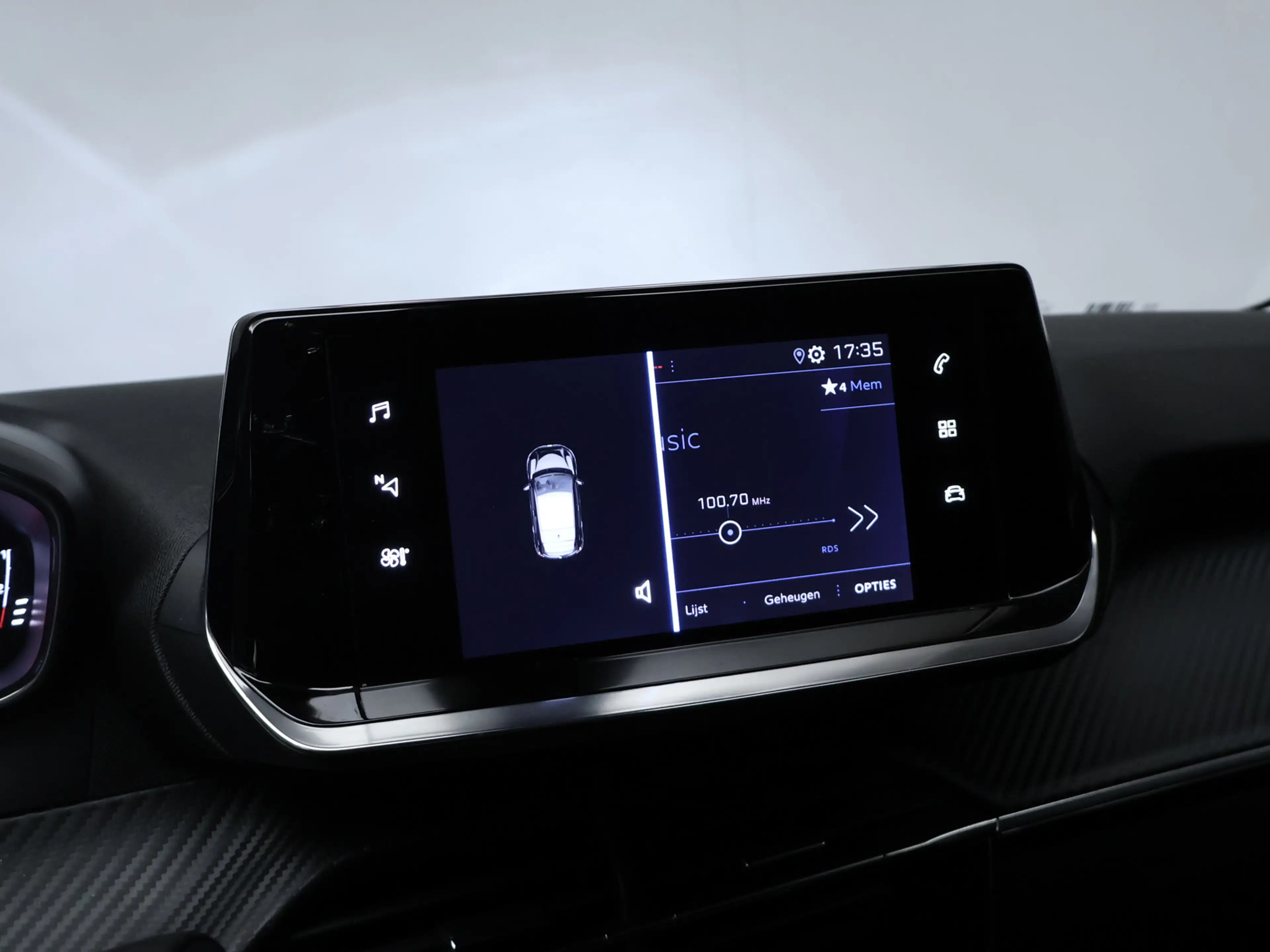 Peugeot 208 1.2 PureTech Allure Sport (APPLE CARPLAY,NAVI,CAME — photo 16