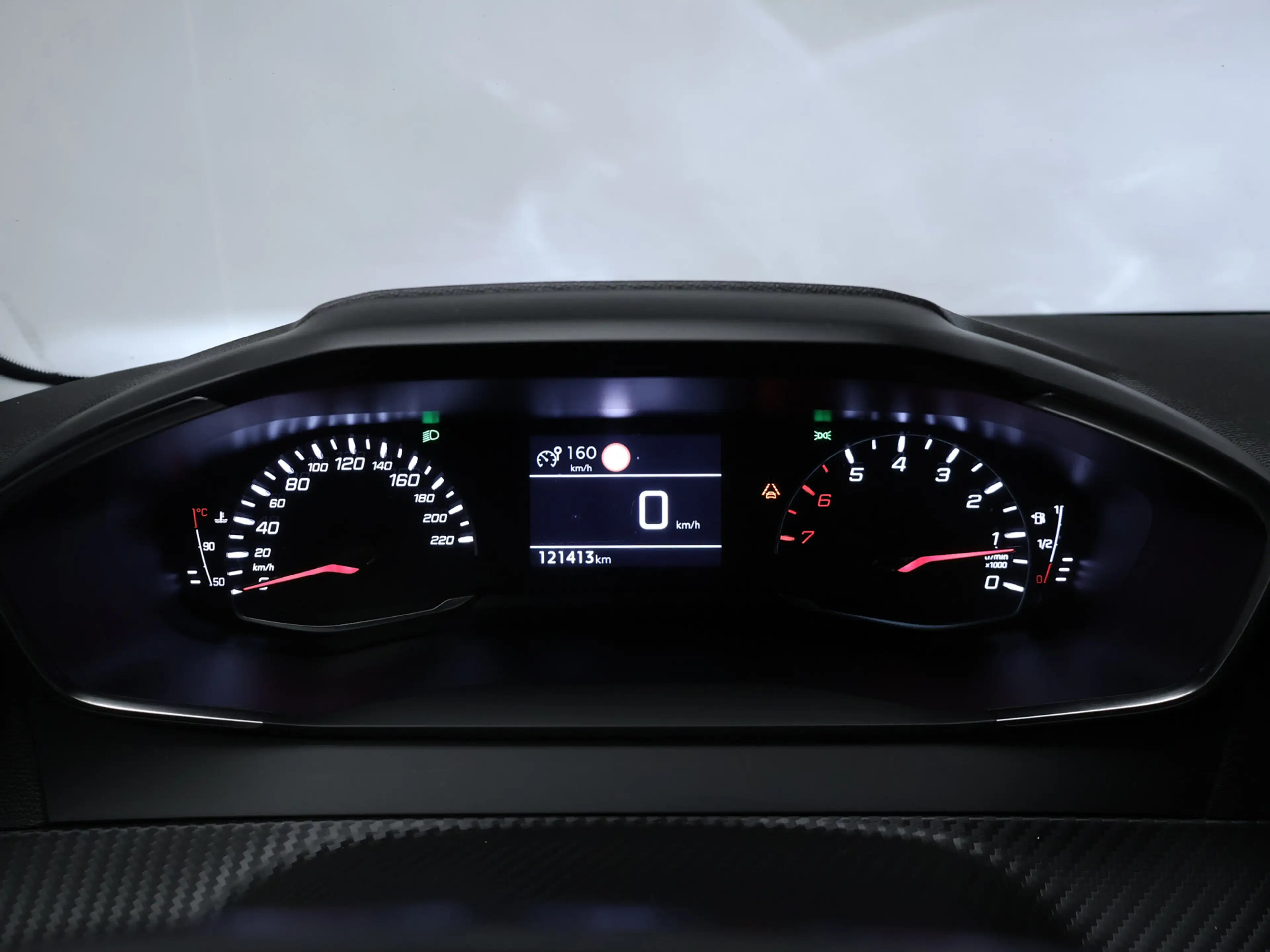 Peugeot 208 1.2 PureTech Allure Sport (APPLE CARPLAY,NAVI,CAME — photo 13