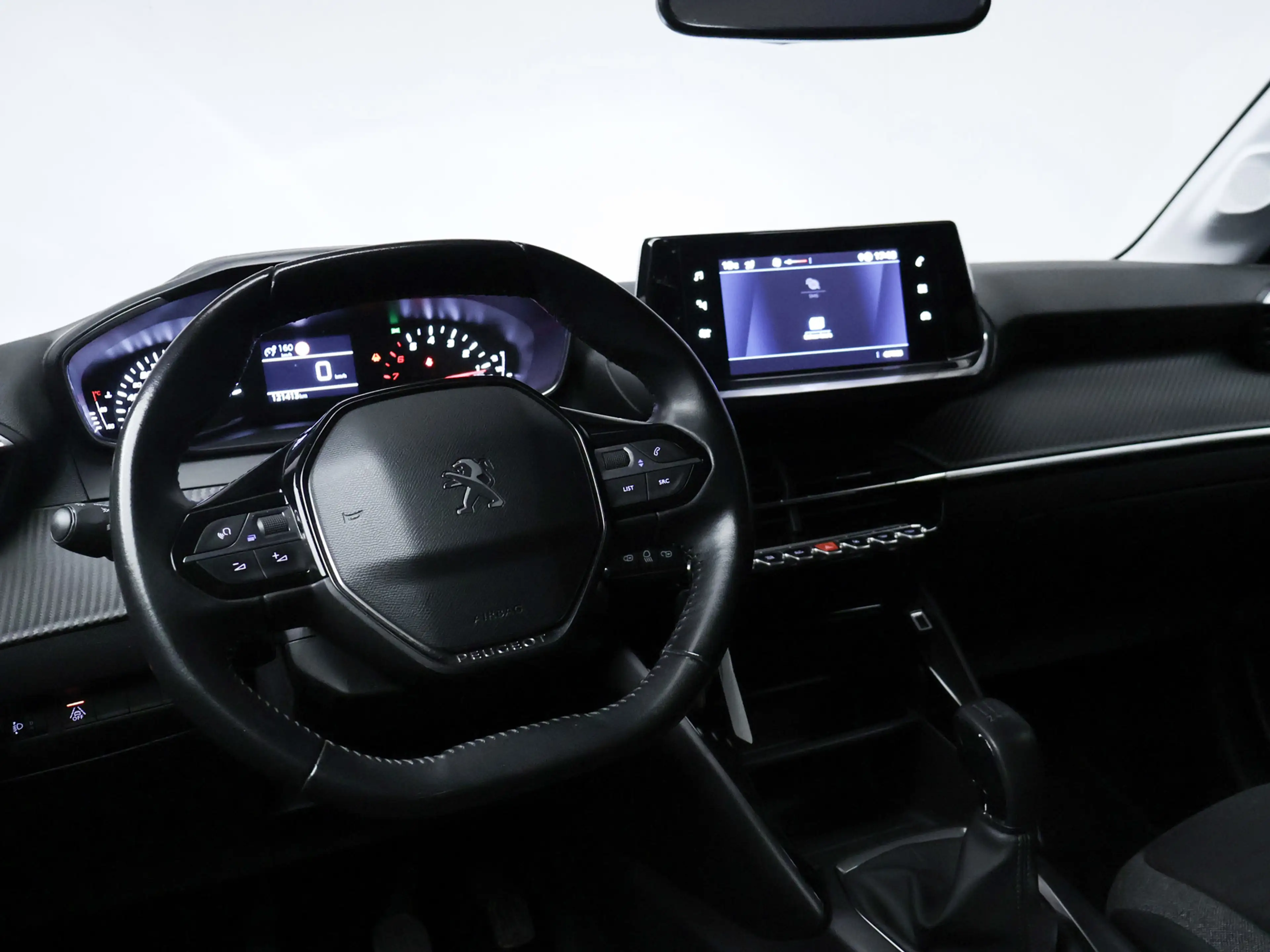 Peugeot 208 1.2 PureTech Allure Sport (APPLE CARPLAY,NAVI,CAME — photo 27
