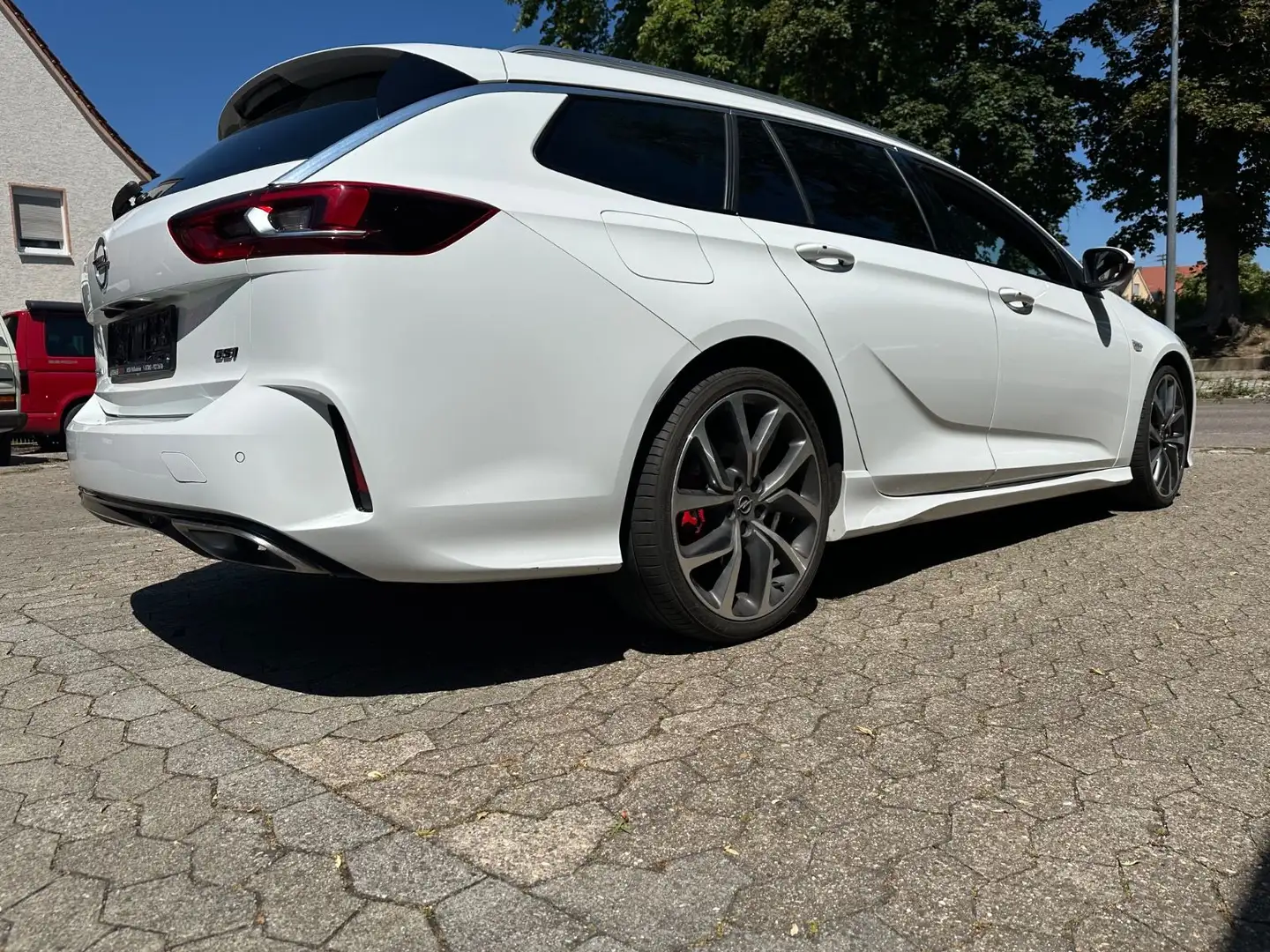 Opel Insignia B Sports Tourer GSi 4x4/Head-Up/OPC Weiß - 1