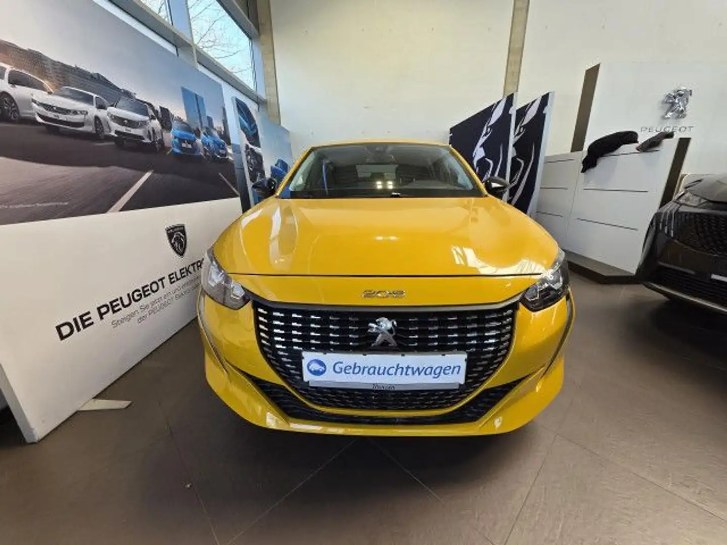 Peugeot 208 1.2 Allure PureTech 100 / Navi / PDC hinten / Gelb - 2