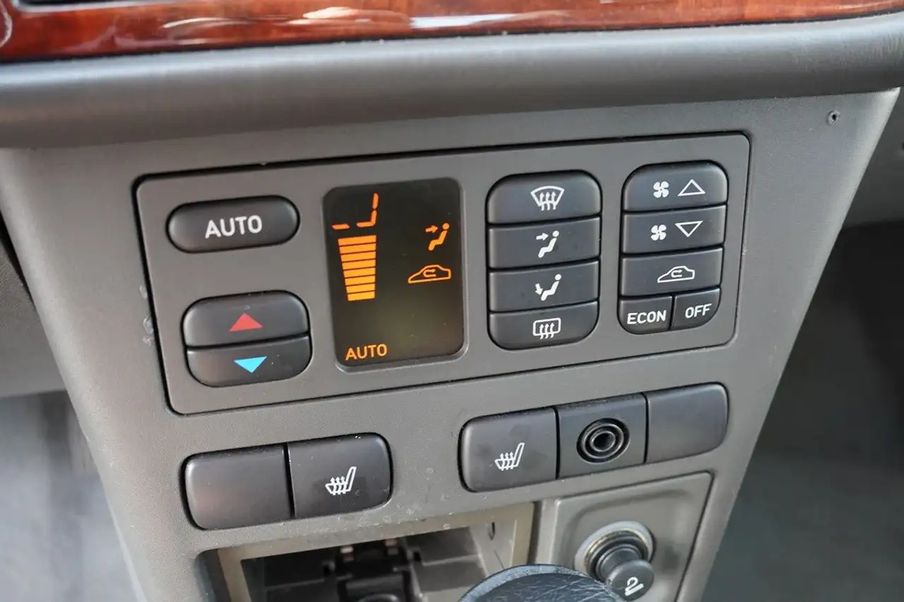 Saab 9-3 SE 2.0 Turbo Coupe - Aut.-Leder-Sitzheizung, foto 7