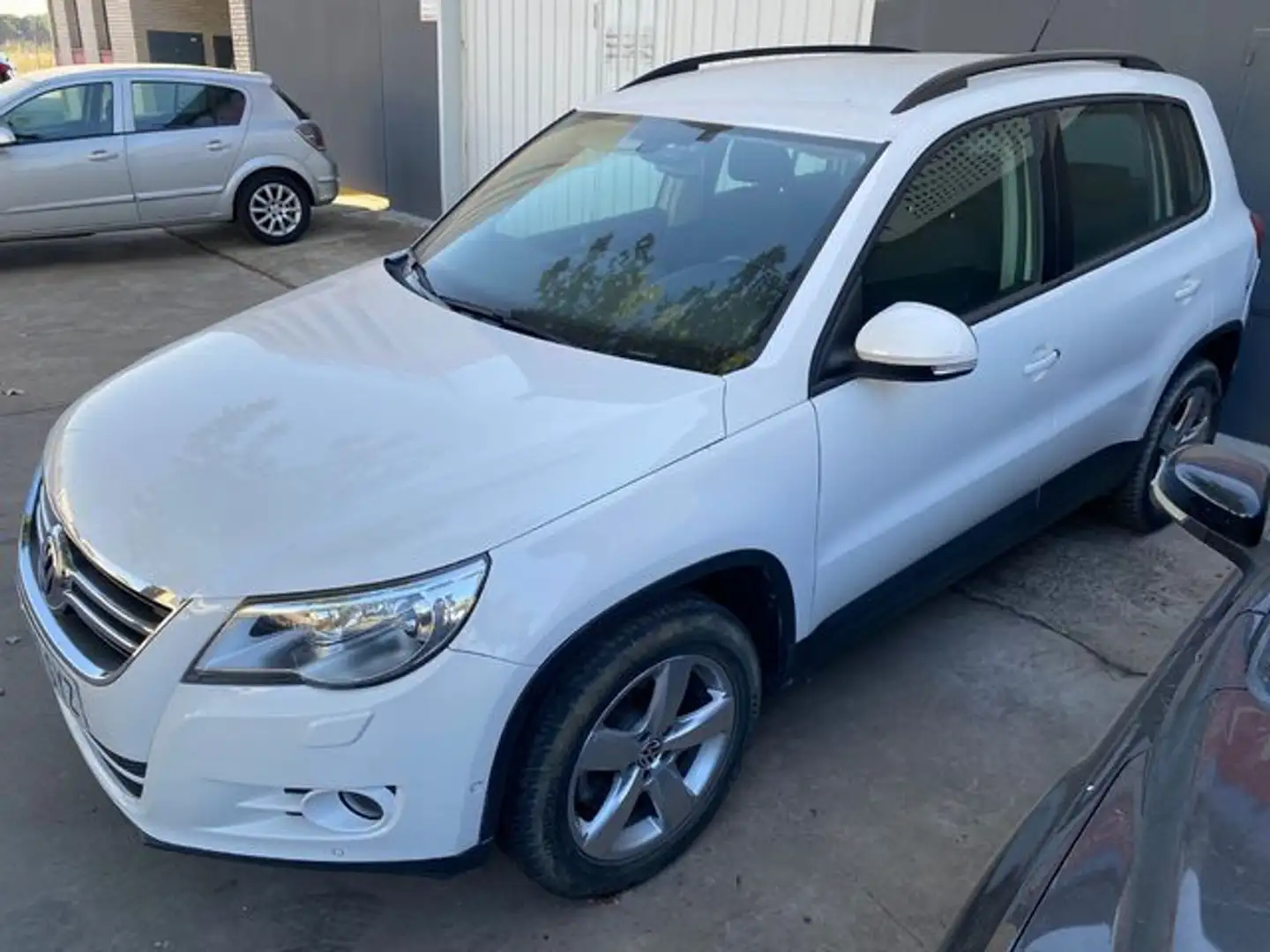 Volkswagen Tiguan 1.4TSI FD Advance BMT Wit - 1