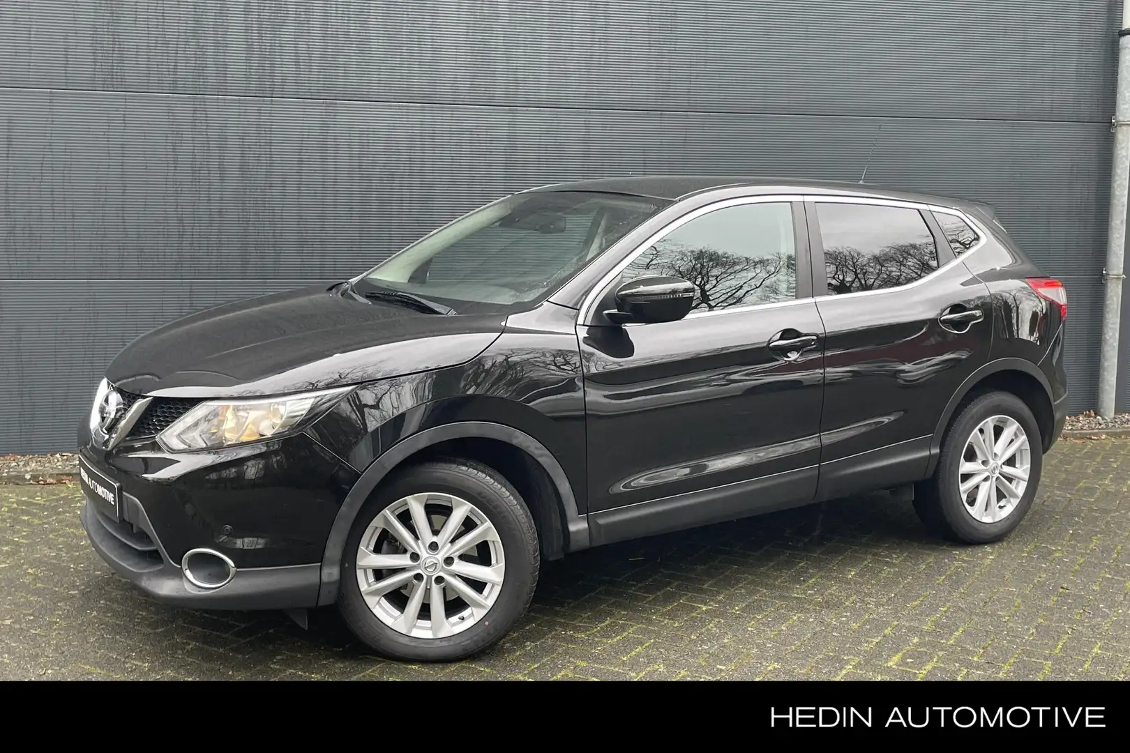 Nissan Qashqai 1.2 Acenta Navigatie | Camera | Stoelverwarming | Zwart - 1