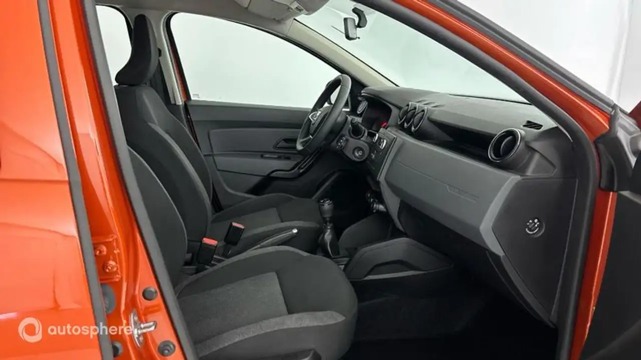 Dacia Duster — photo 15