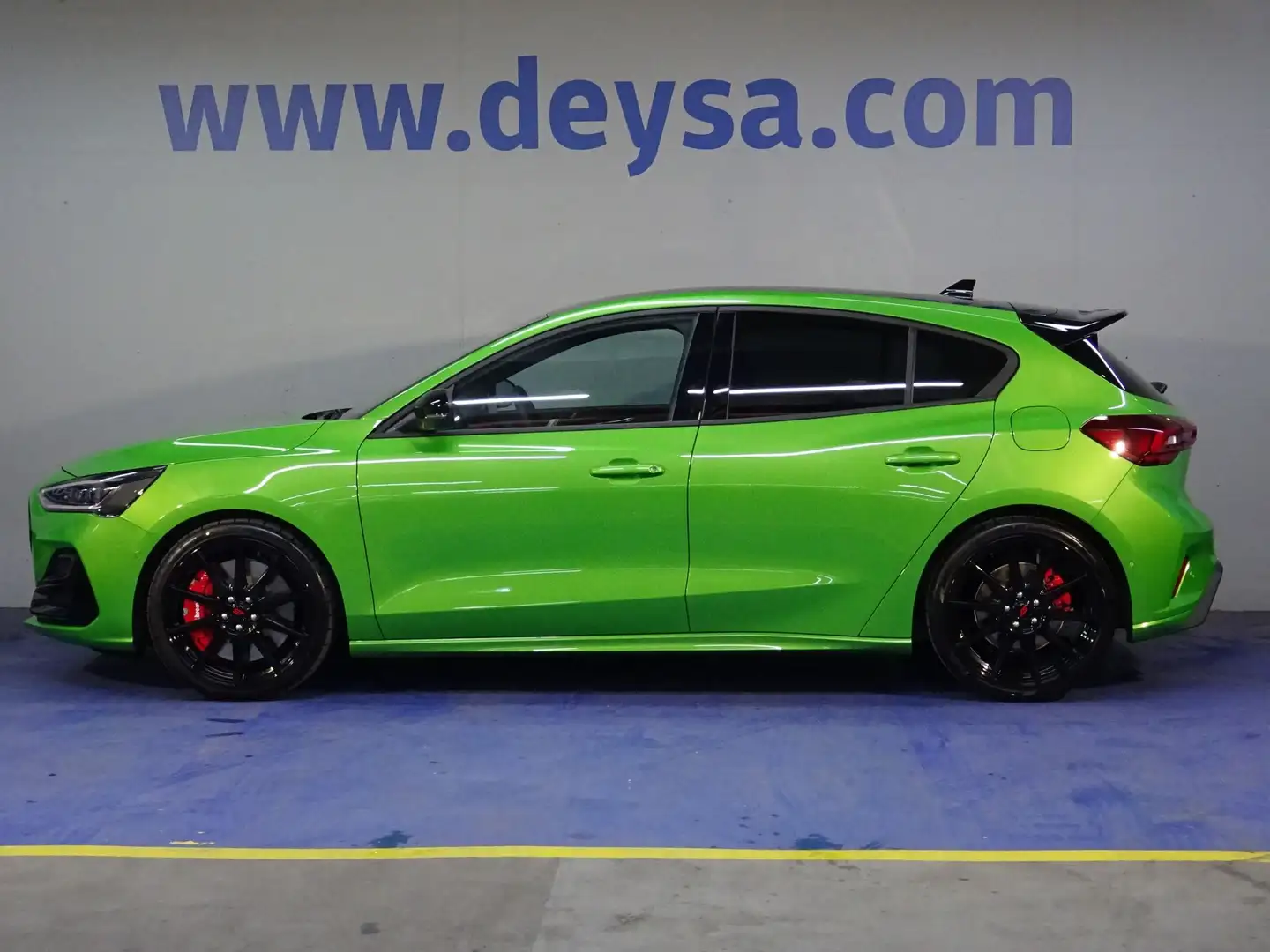 Ford Focus 2.3 Ecoboost ST Rood - 2