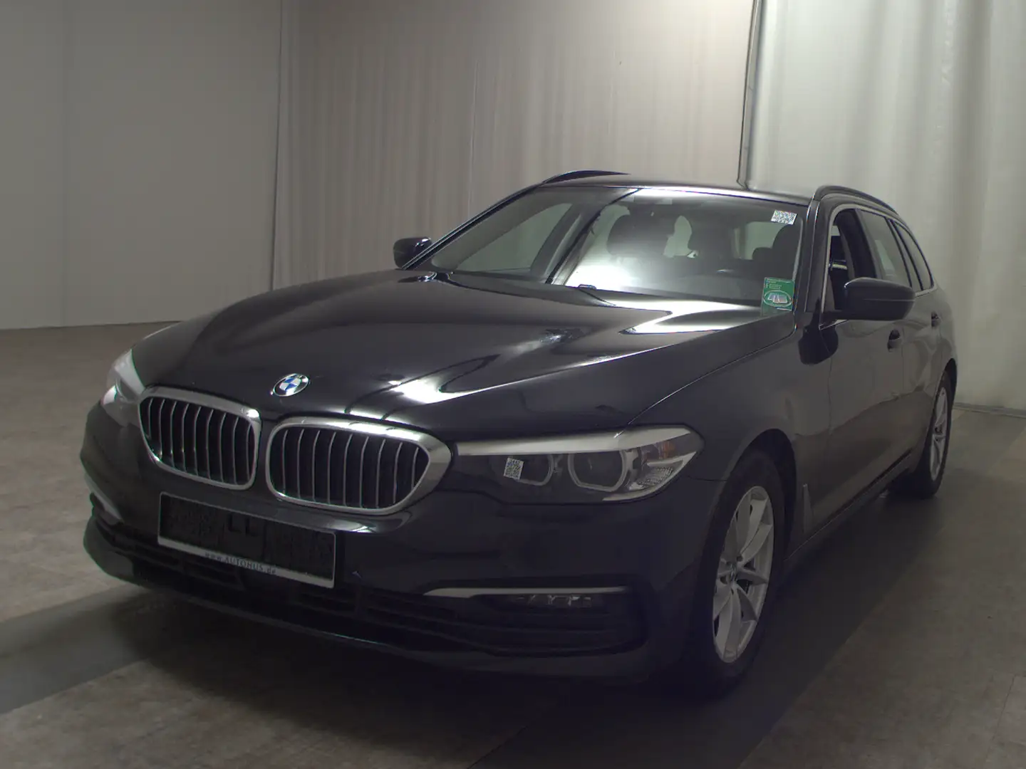 BMW 520 d Touring Luft LED el.Heck Memory vc AUT SHZ Schwarz - 2