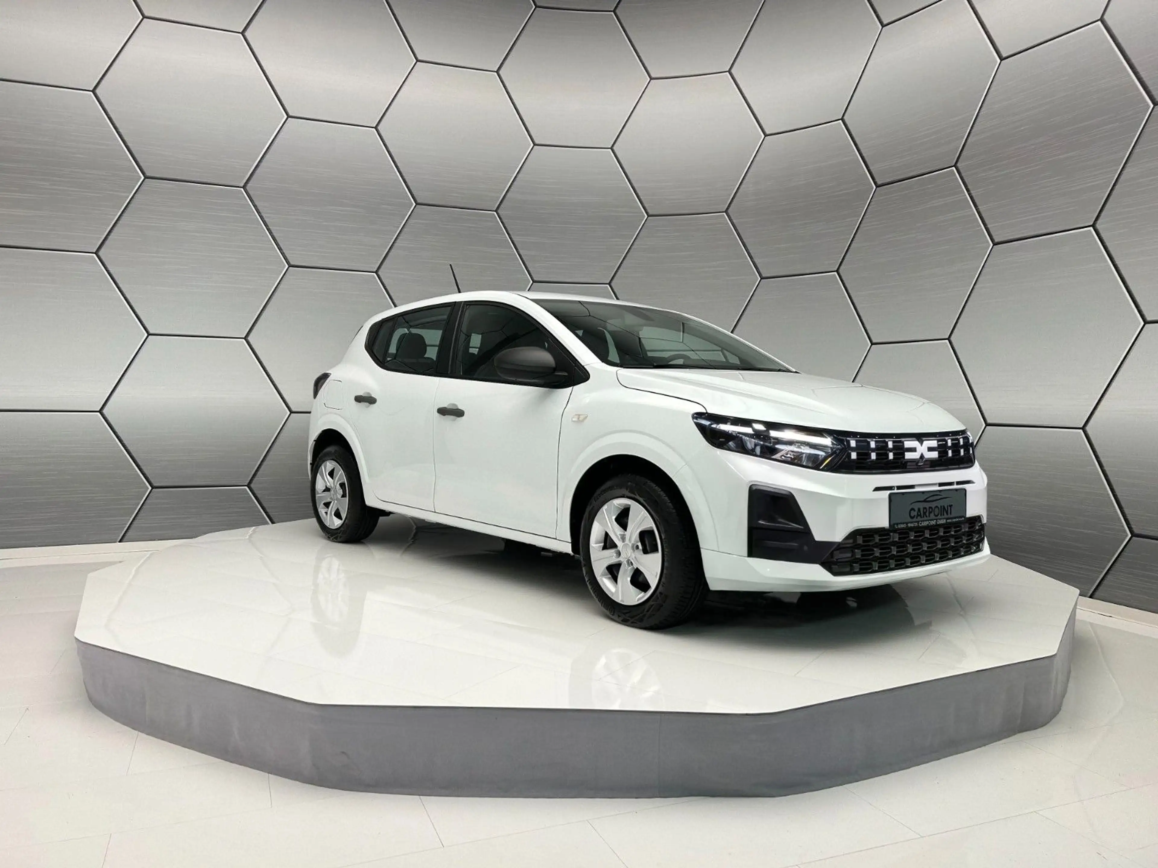 Dacia Sandero SCe 65 Essential — photo 7