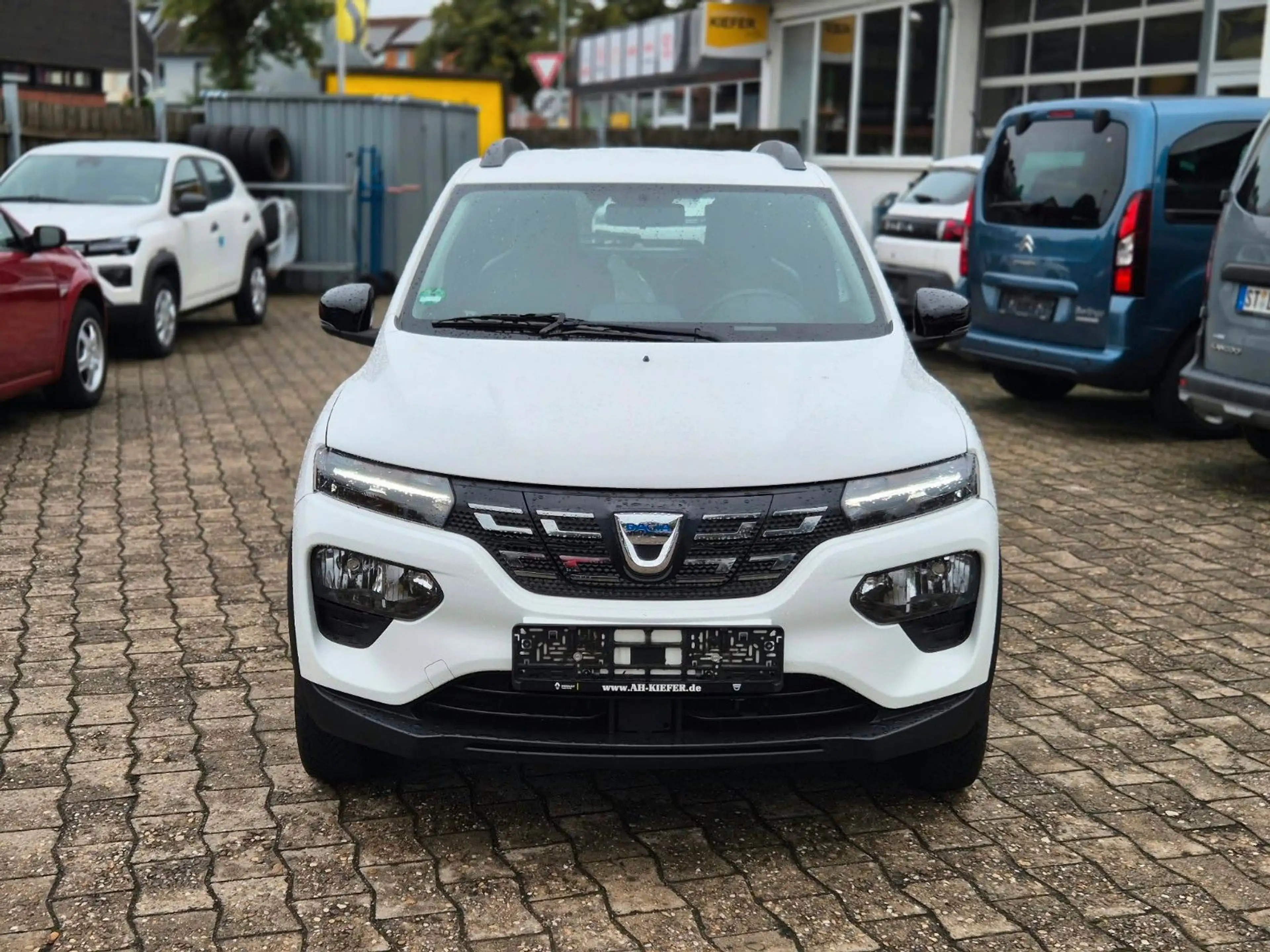 Dacia Spring Electric Comfort Plus Navi Kamera — photo 2