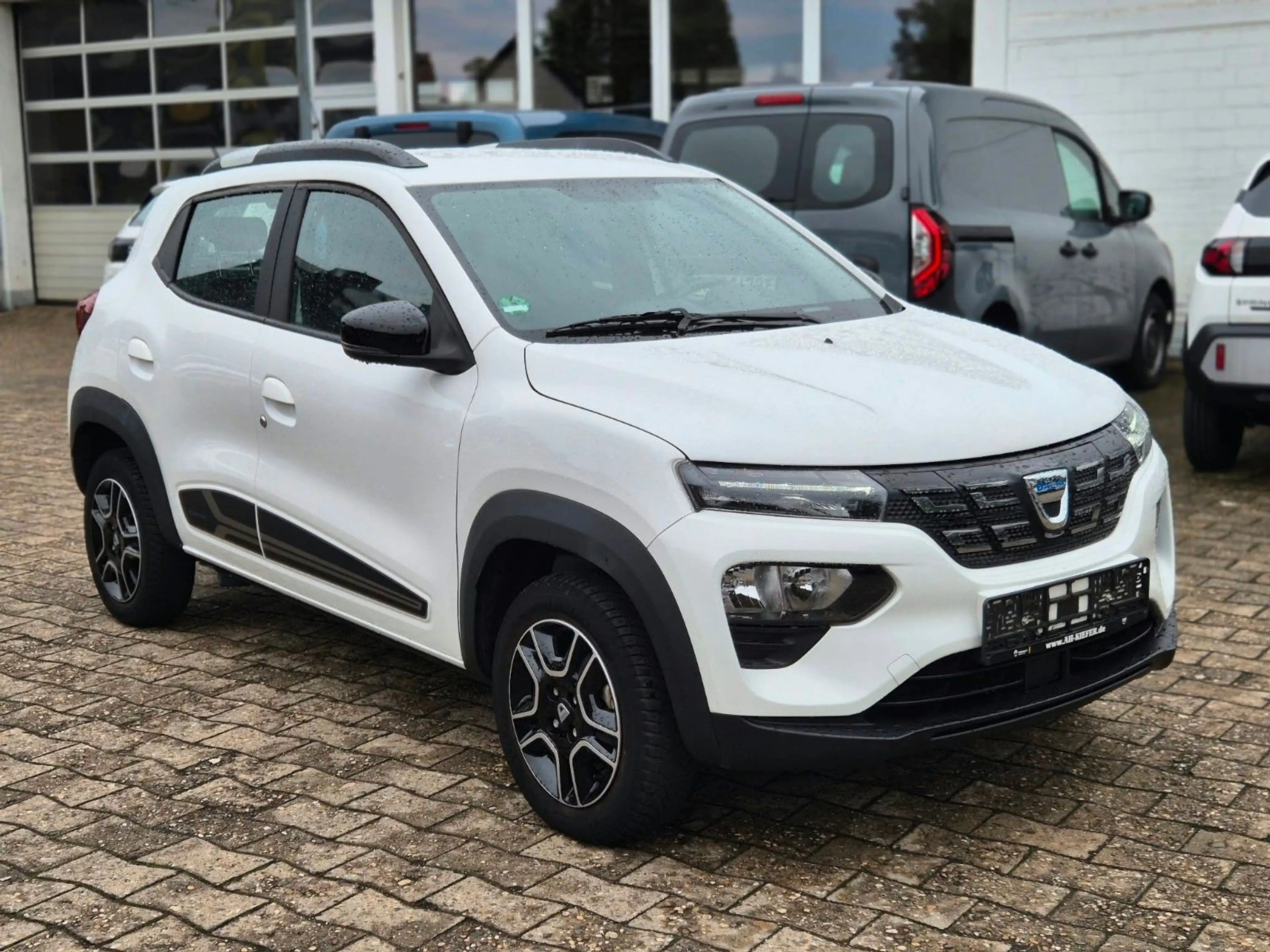 Dacia Spring Electric Comfort Plus Navi Kamera — photo 3